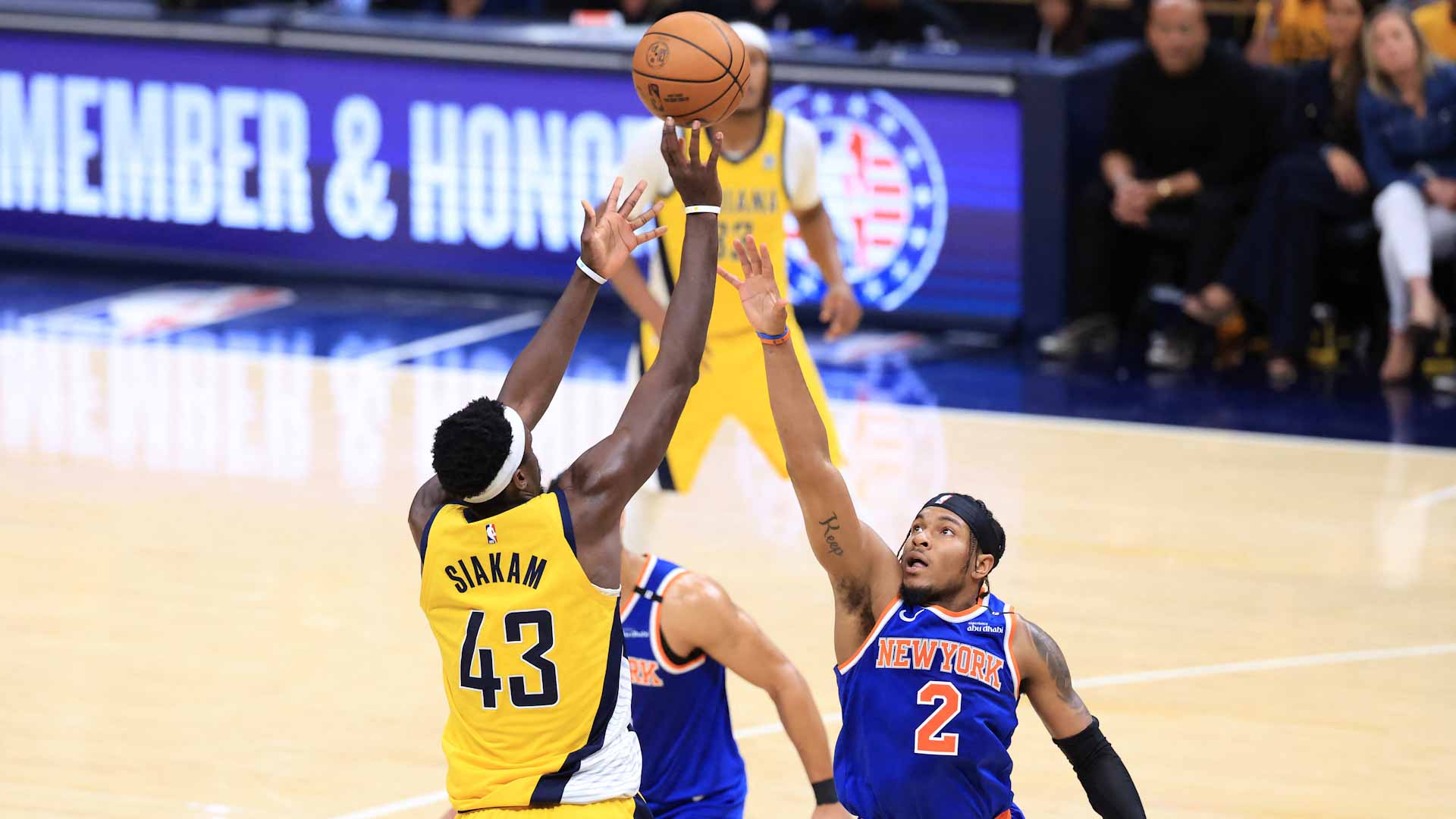 New York Knicks close gap on Indiana in Eastern Conference finals 