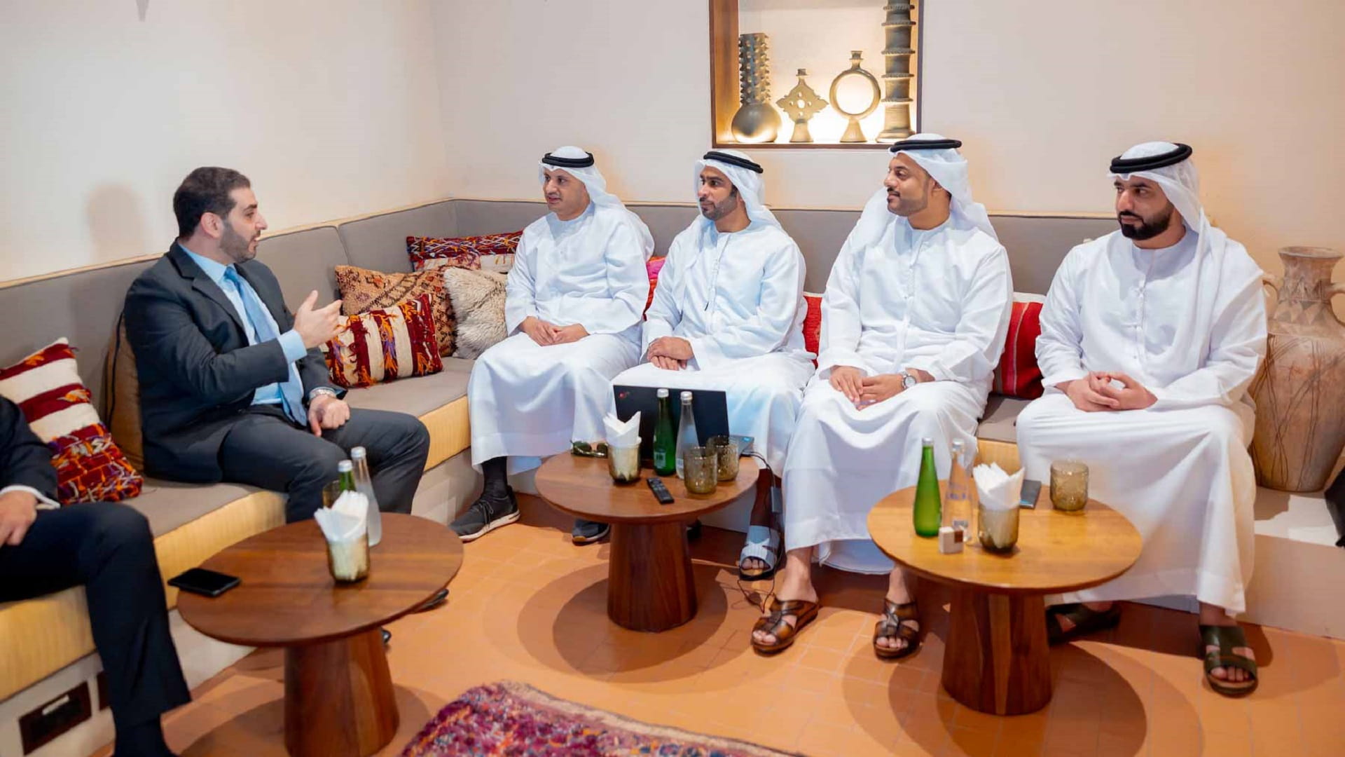 "استثمر في الشارقة" يطلق أول منصة حكومية لدعم الاندماج والاستحواذ  