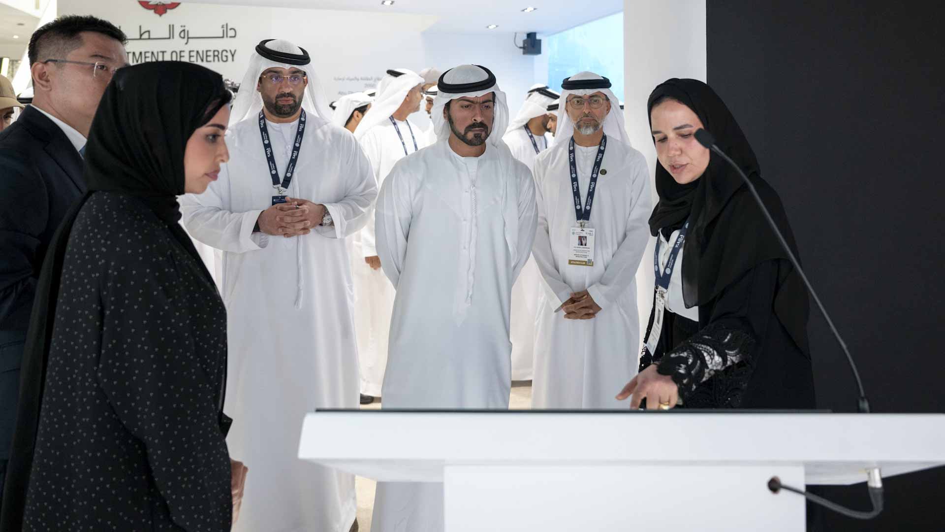 خليفة بن طحنون بن محمد يفتتح فعاليات المؤتمر العالمي للمرافق 2025 