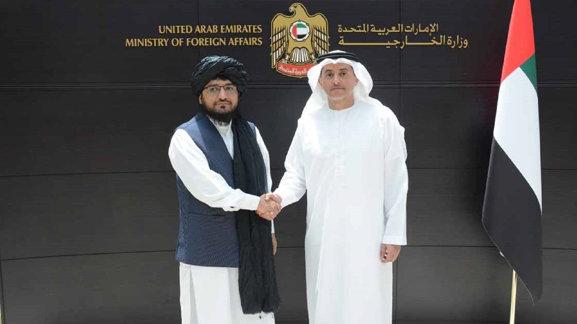 "الخارجية" تتسلم البراءة القنصلية من القنصل العام لأفغانستان