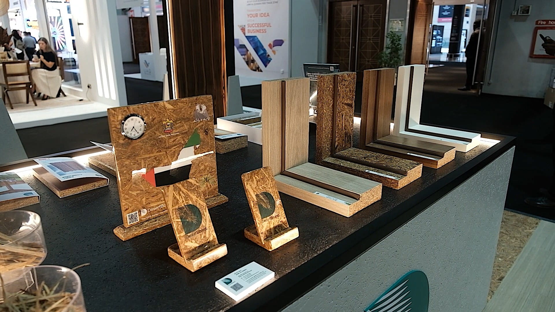 أحمد بن سعيد يفتتح معارض الفنادق وإندكس وورك سبيس في دبي 