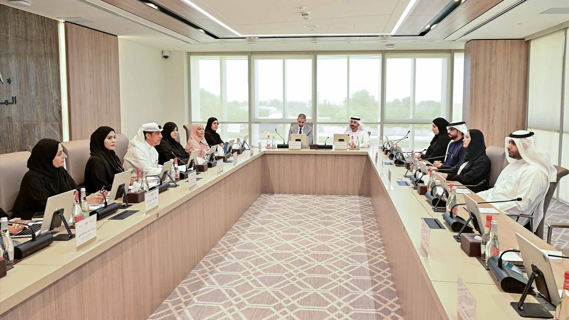 "تعليمية الوطني" تناقش سياسة الحكومة بشأن جودةحياة الكادر التعليمي 