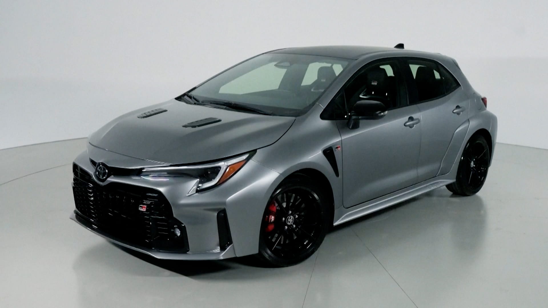 لخفض مدة التسليم..تويوتا تنقل إنتاج جي.آر كورولا إلى بريطانيا  