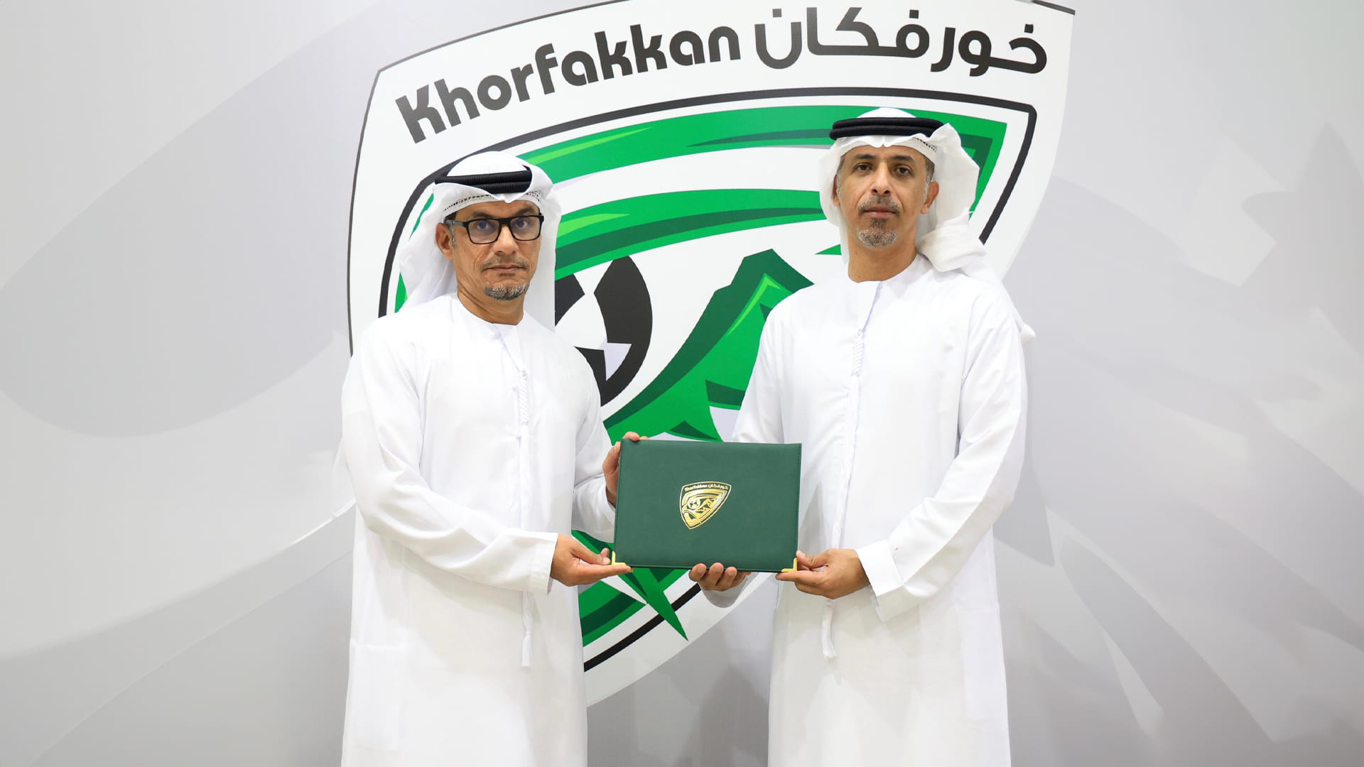 حسن العبدولي مدرباً لفريق كرة القدم بنادي خورفكان 