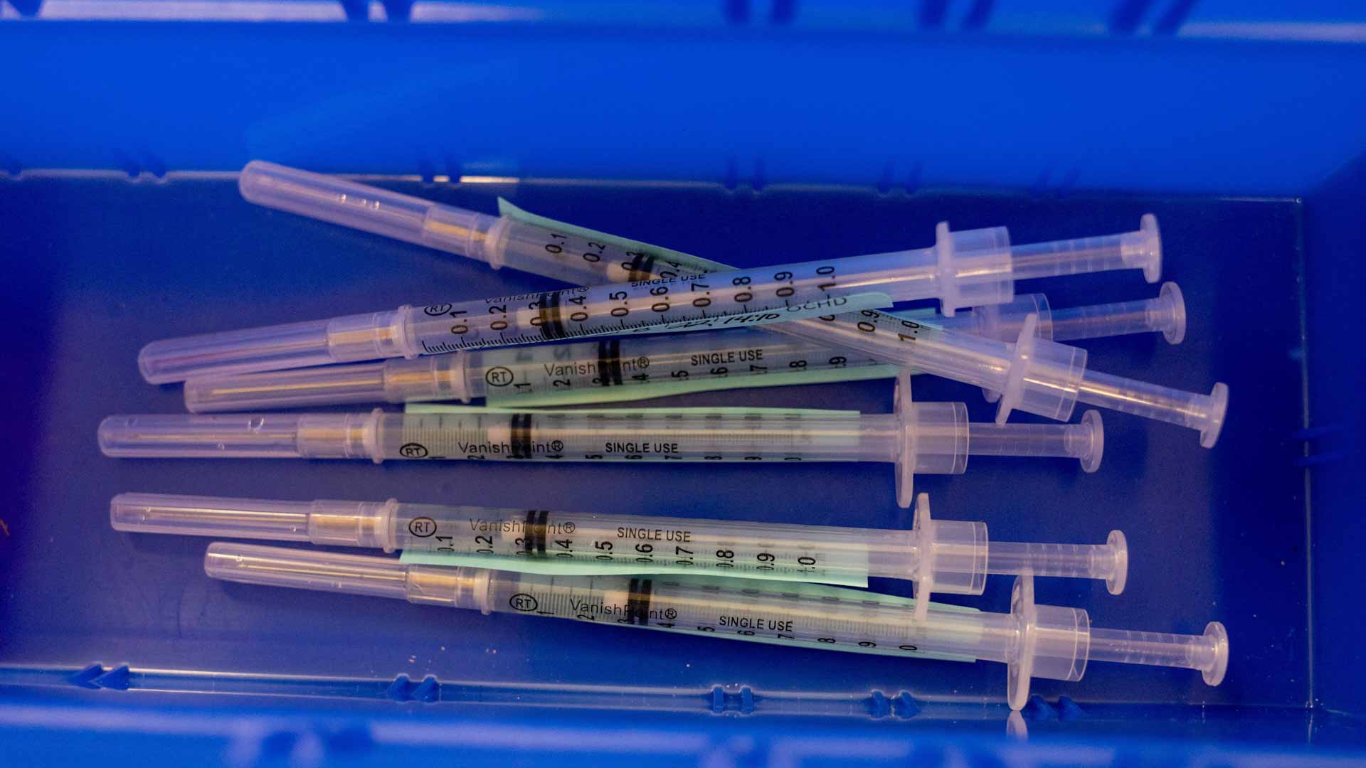 US drops COVID vaccine recommendation for pregnant women