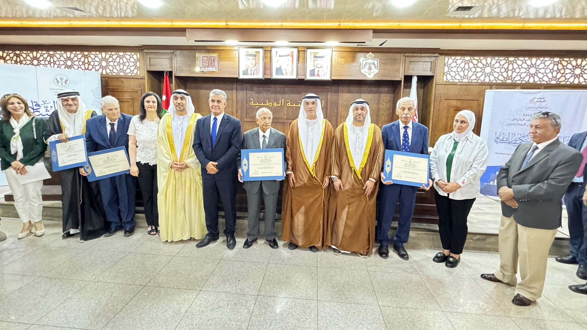 الشارقة تكرّم 4 أدباء أردنيين في عمّان 