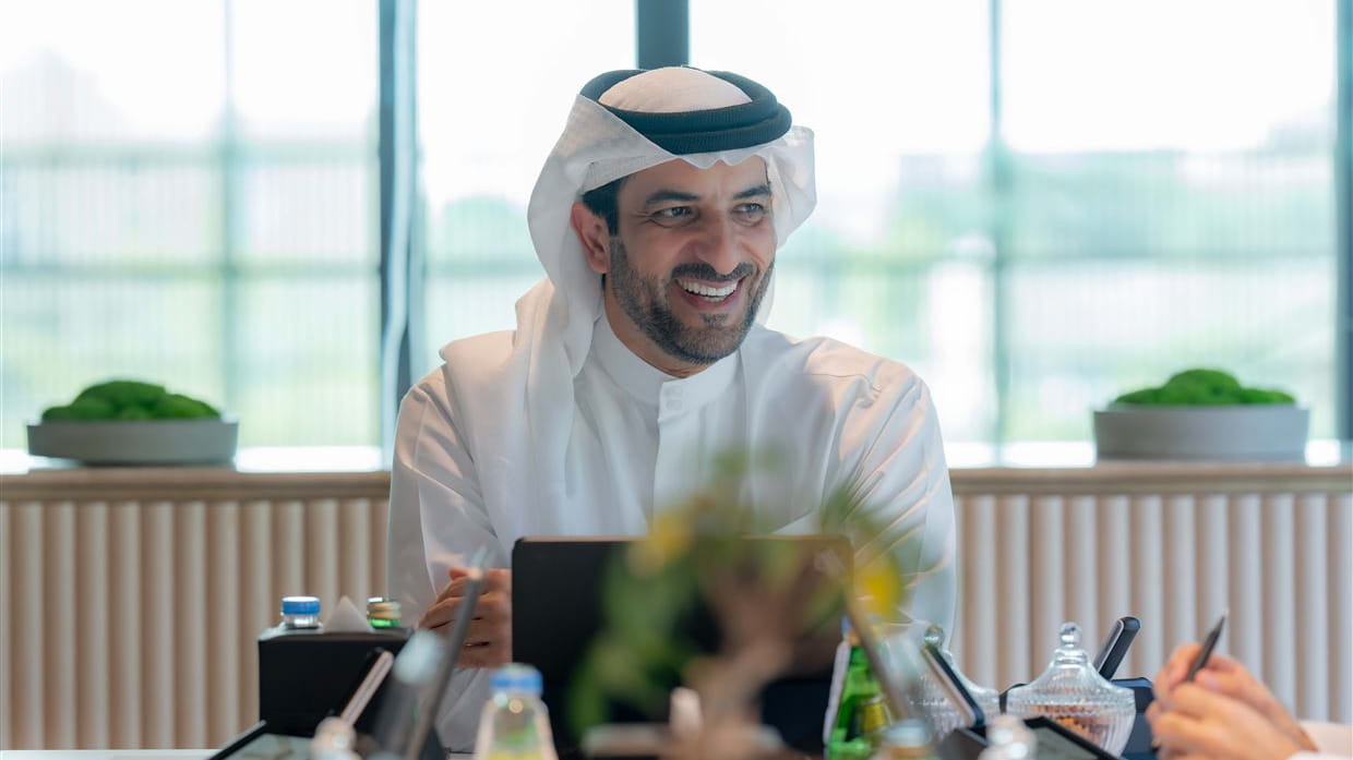 سلطان بن أحمد: قانون السلطة القضائية يرسّخ العدالة وسيادة القانون 