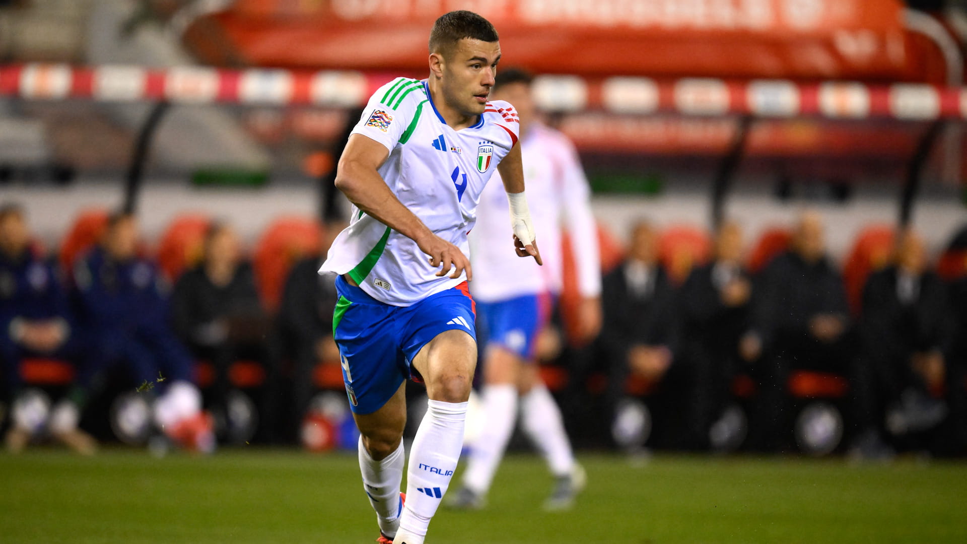 منتخب إيطاليا يخسر جهود المدافع بونجورنو في تصفيات المونديال