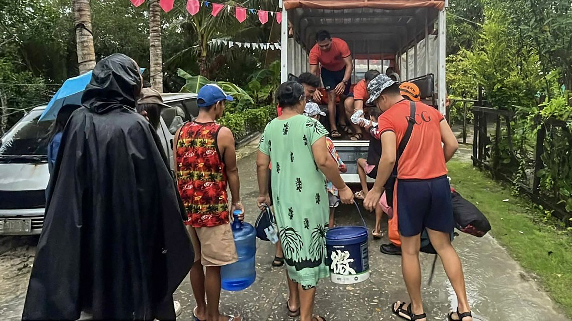 Thousands evacuated as Typhoon Kalmaegi nears the Philippines