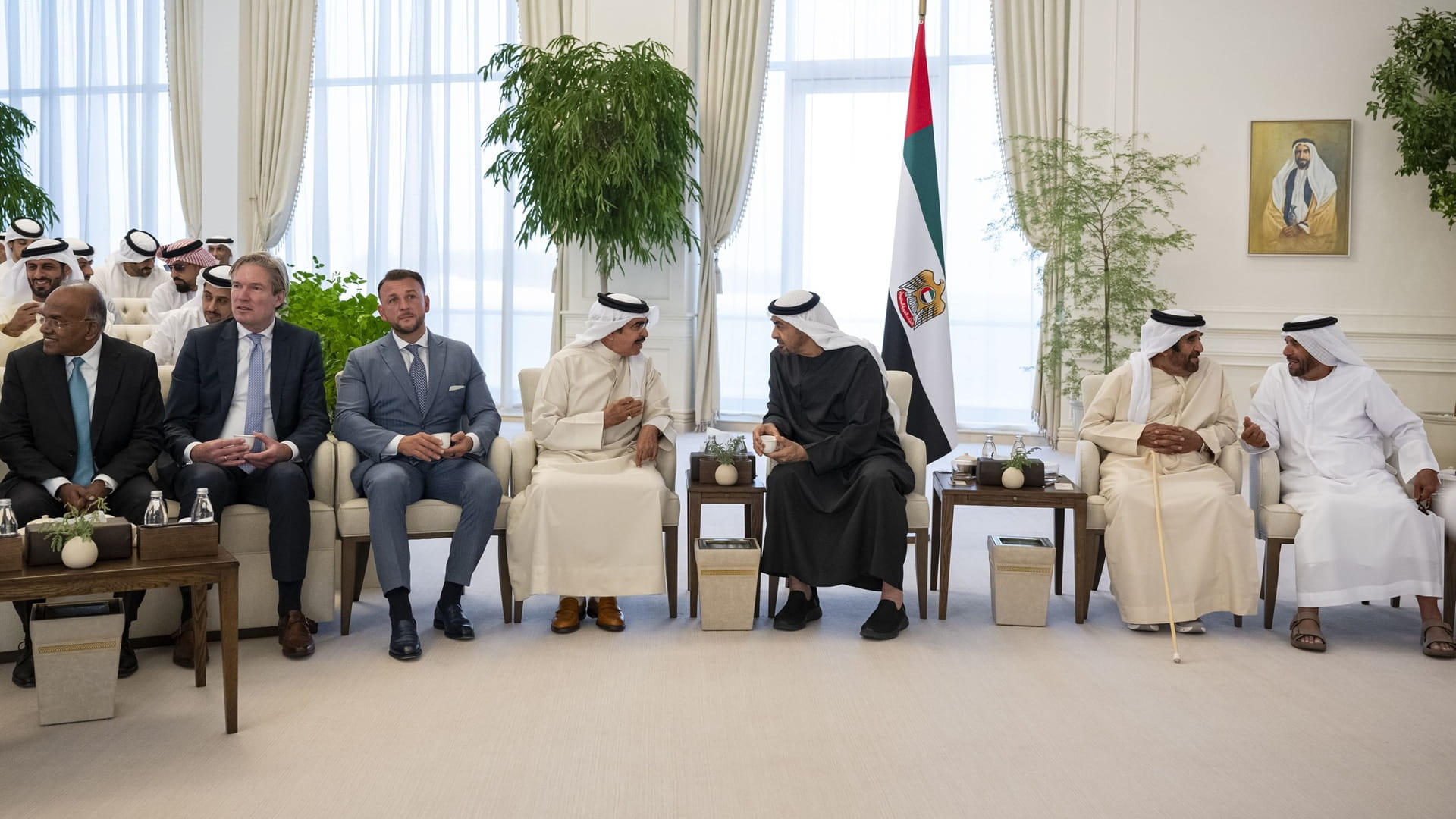 UAE Pres. receives partakers in Int’l Security Alliance meeting 