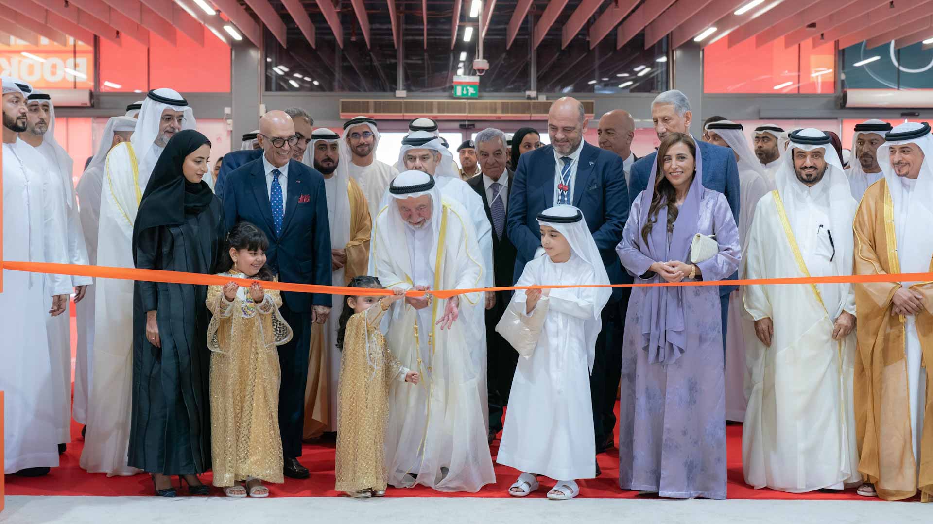 Sharjah Ruler inaugurates 44th Sharjah International Book Fair 
