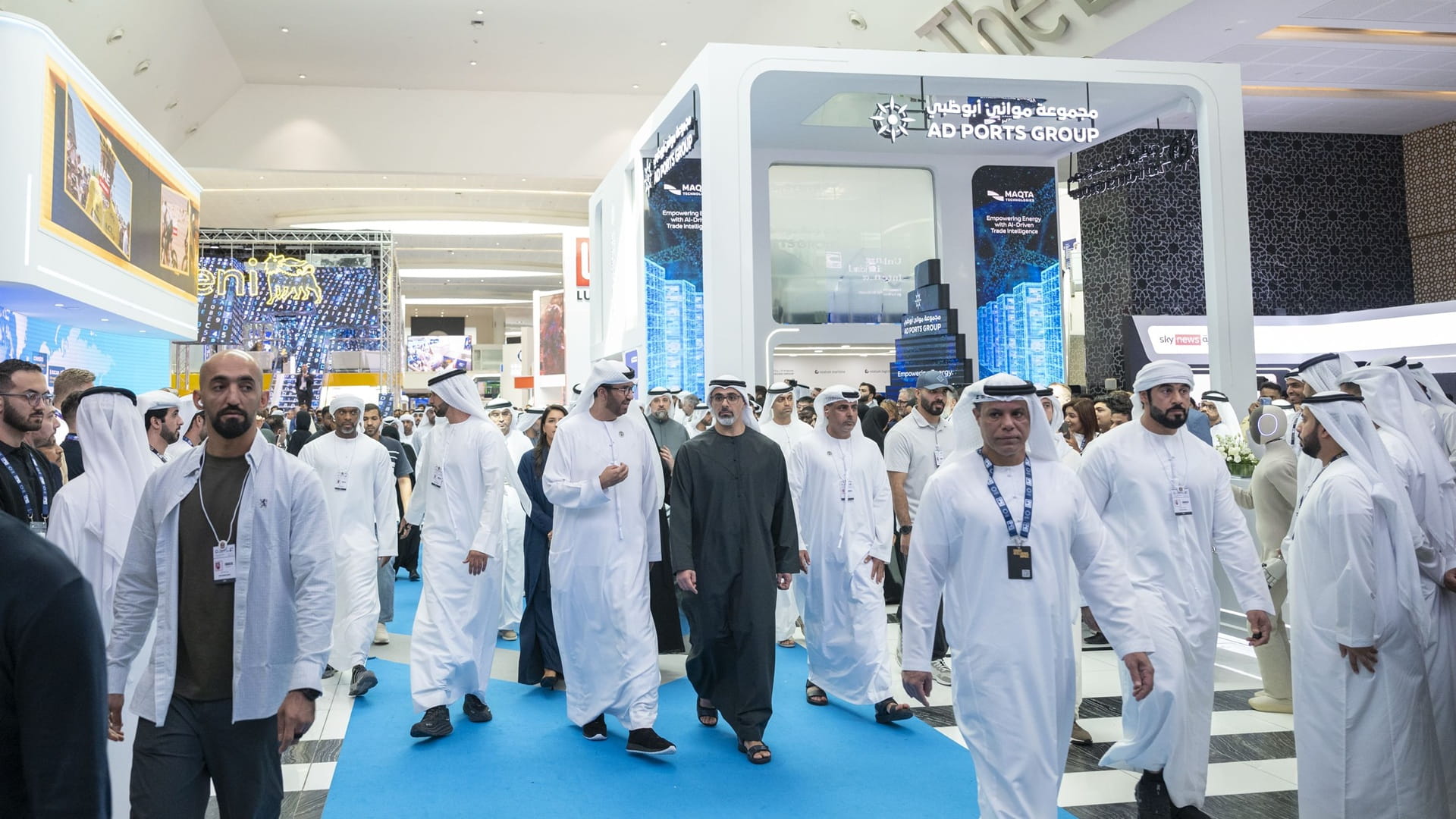 ولي عهد أبوظبي يزور معرض ومؤتمر أبوظبي الدولي للبترول "أديبك 2025" 