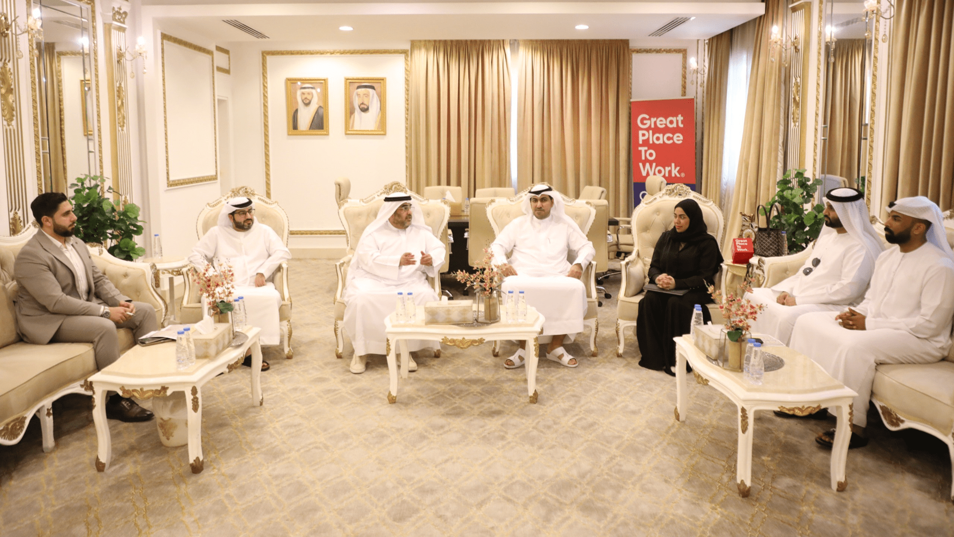 بلدية الحمرية وهيئة الشارقة للثروة السمكية تبحثان تطوير قطاع الصيد 