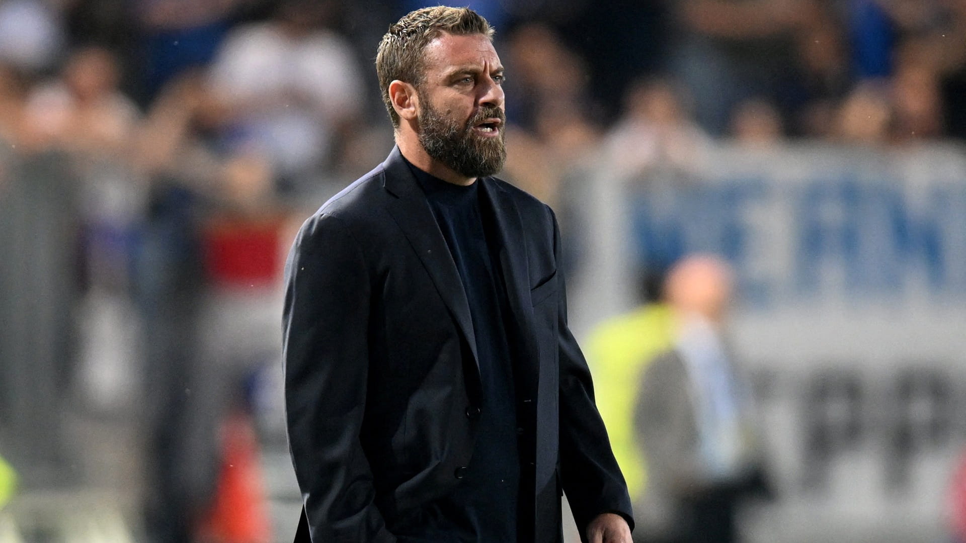 نادي جنوى الإيطالي يتعاقد مع المدرب دي روسي 