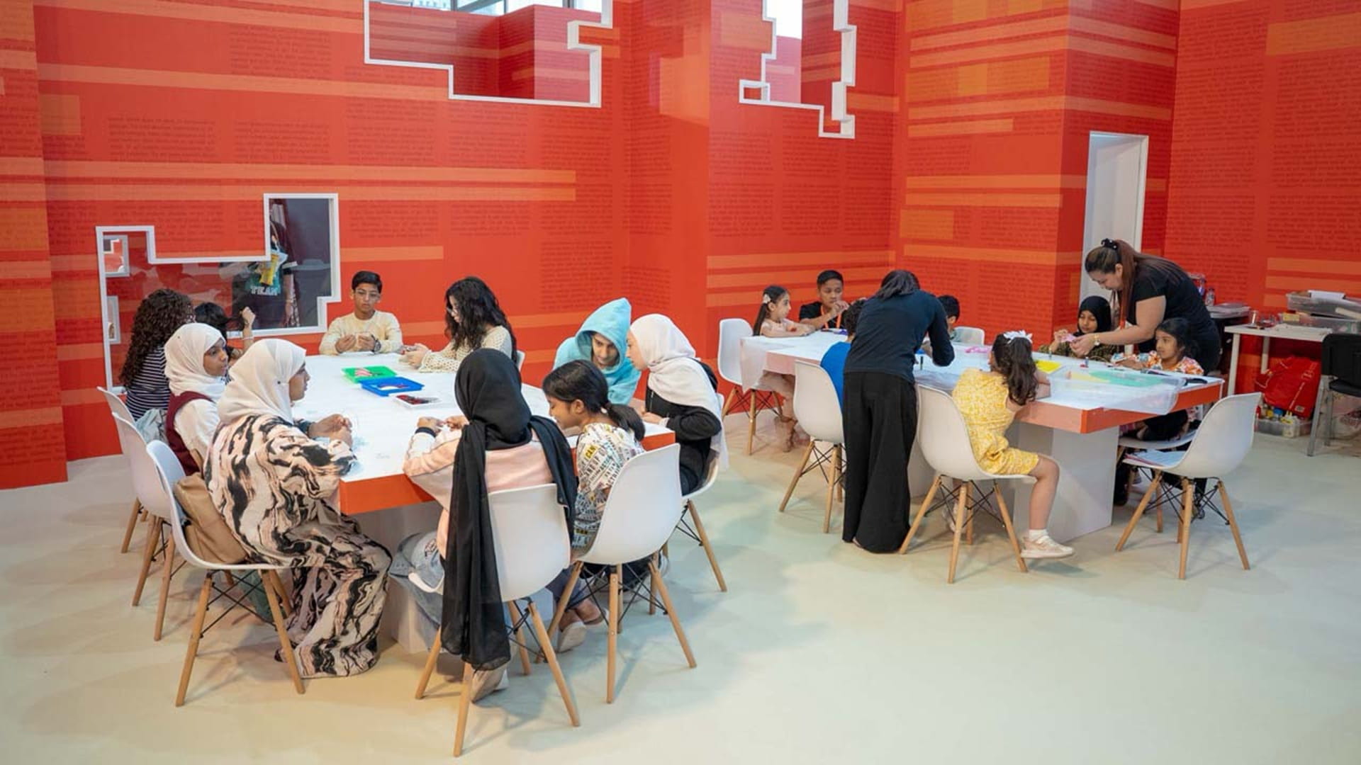 Children blend physics and ballet at SIBF 