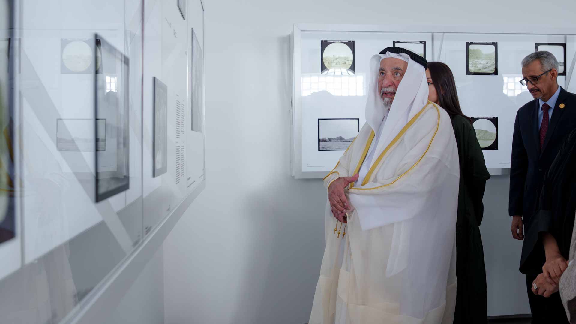 صورة بعنوان: <span class="scChromeData">{"commands":[{"click":"chrome:common:edititem({command:\"webedit:open\"})","header":"Edit the related item","icon":"/temp/iconcache/office/16x16/cubes.png","disabledIcon":"/temp/cubes_disabled16x16.png","isDivider":false,"tooltip":"Edit the related item in the Content Editor.","type":"common"},{"click":"chrome:rendering:personalize({command:\"webedit:personalize\"})","header":"Personalize","icon":"/temp/iconcache/office/16x16/users_family.png","disabledIcon":"/temp/users_family_disabled16x16.png","isDivider":false,"tooltip":"Create or edit personalization for this component.","type":"sticky"},{"click":"chrome:rendering:editvariations({command:\"webedit:editvariations\"})","header":"Edit variations","icon":"/temp/iconcache/office/16x16/windows.png","disabledIcon":"/temp/windows_disabled16x16.png","isDivider":false,"tooltip":"Edit the variations.","type":"sticky"}],"contextItemUri":"sitecore://master/{4D4C3683-5ABF-4DF4-9644-A89F28152207}?lang=ar&ver=1","custom":{},"displayName":"Title","expandedDisplayName":"This is require field and Maximum 90 character is allow"}</span><span sc_parameters="prevent-line-break=true" class="scWebEditInput scEnabledChrome" id="fld_4D4C36835ABF4DF49644A89F28152207_E873DAB3C3324E8EB106973D9F53F5B7_ar_1_4ee8d32030ec4b218bdde68cc5ec069f_3355_edit" contenteditable="true" scdefaulttext="[No text in field]" scfieldtype="single-line text" sc-part-of="field">حاكم الشارقة يفتتح مبنى رواق الفوتوغراف في منطقة المناخ</span>_E4B53BFF982E47628FDDCC2D29C28B46