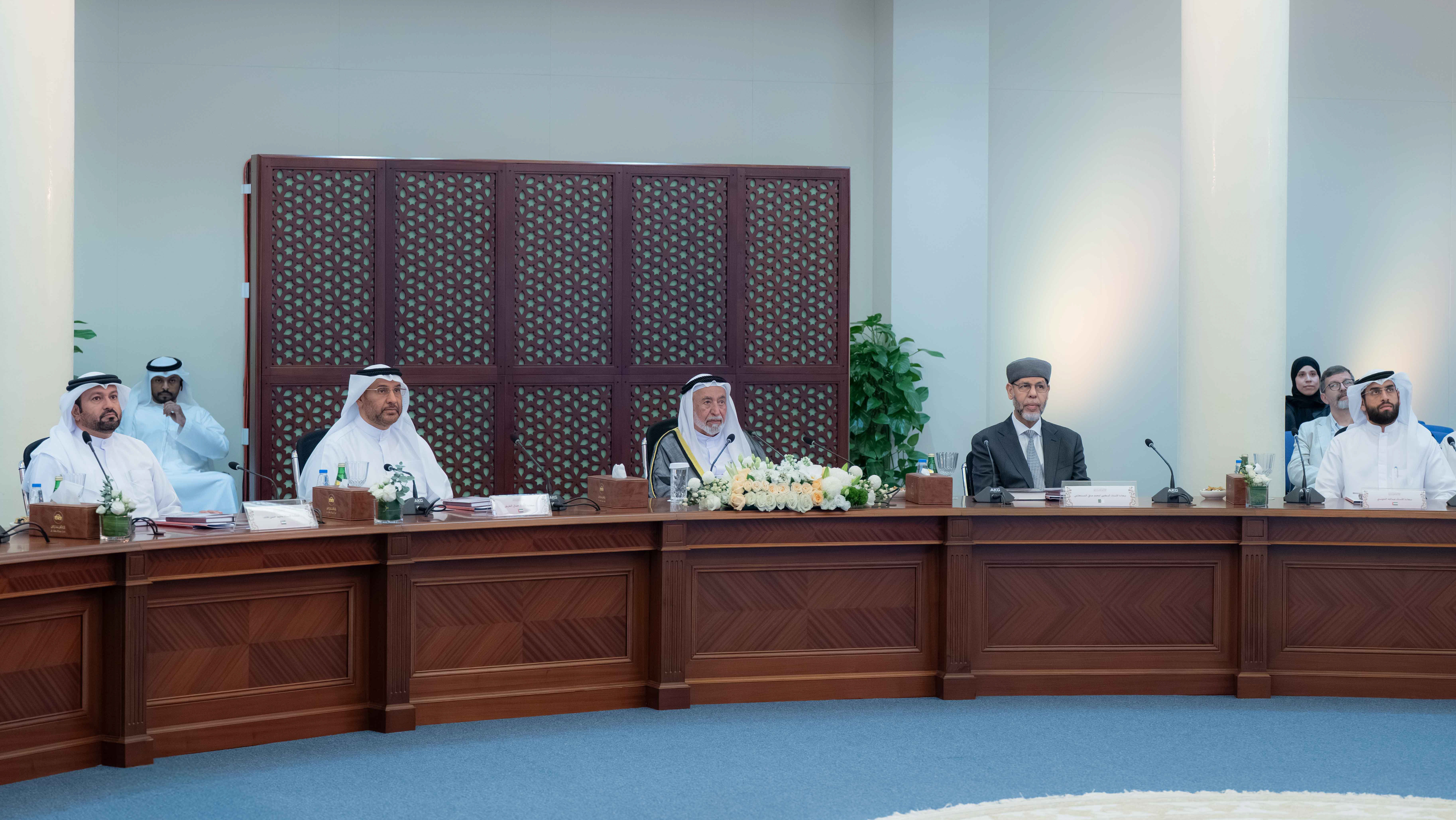 سلطان القاسمي يشهد ختام مؤتمر الشارقة للدراسات العربية في أوروبا