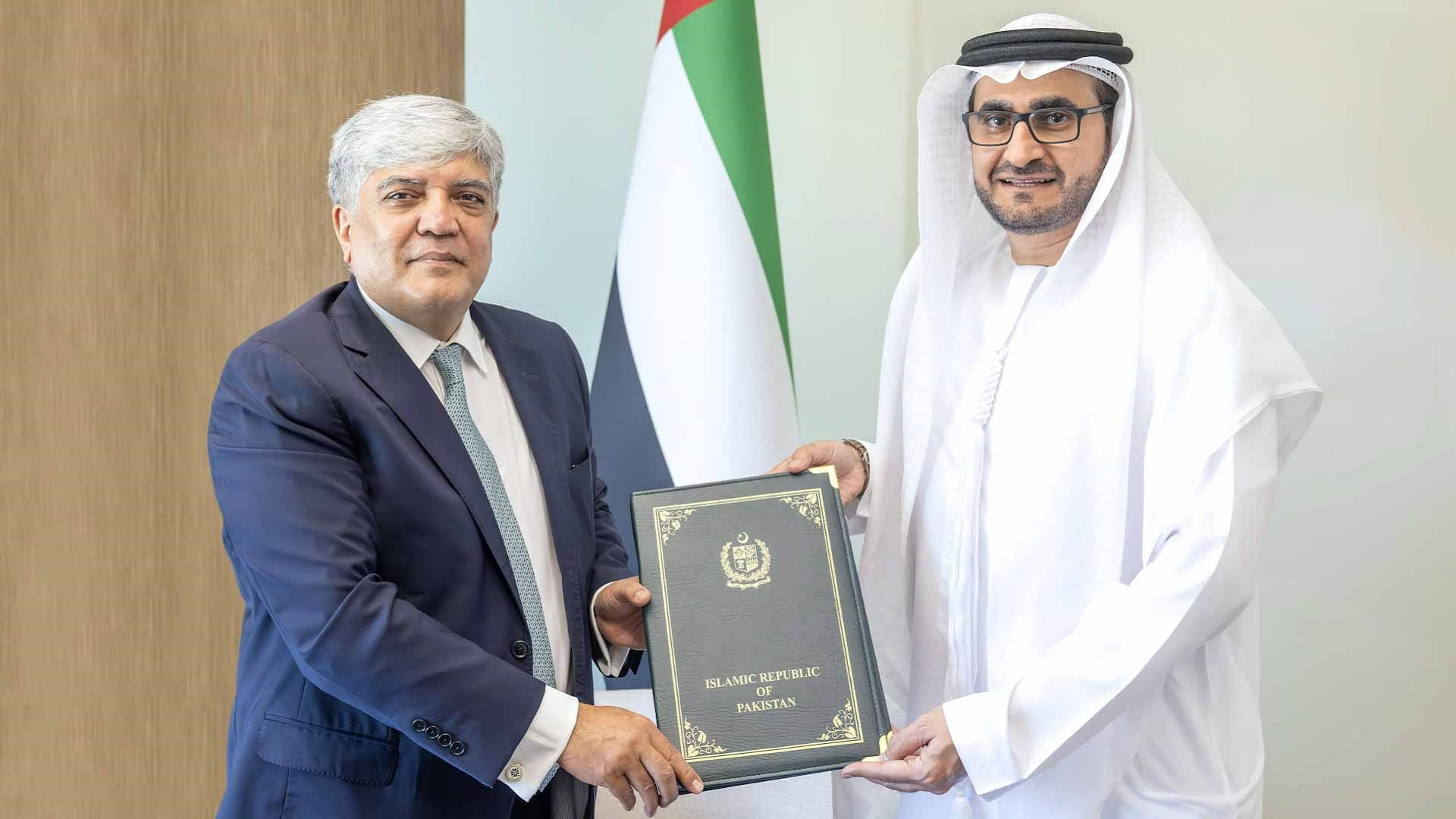 وزارة الخارجية تتسلّم نسخة من أوراق اعتماد سفير باكستان