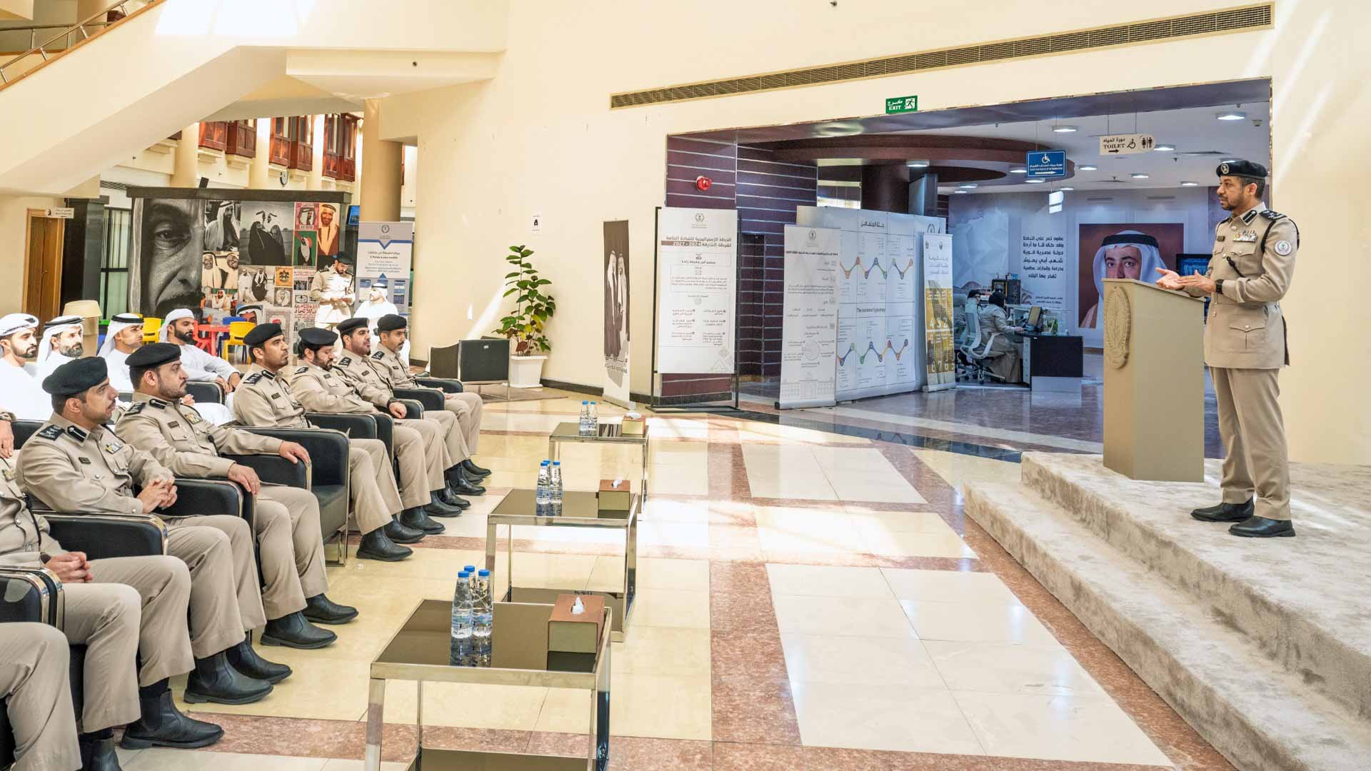 بصمة أمنية مشرفة..شرطة الشارقة تحتفي بأبطال البحث الجنائي بخورفكان 