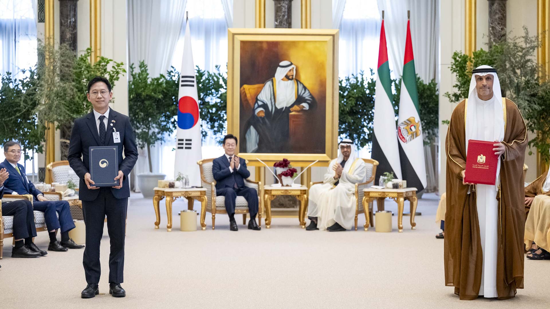 UAE, Korean Presidents witness exchange of memoranda, agreements 