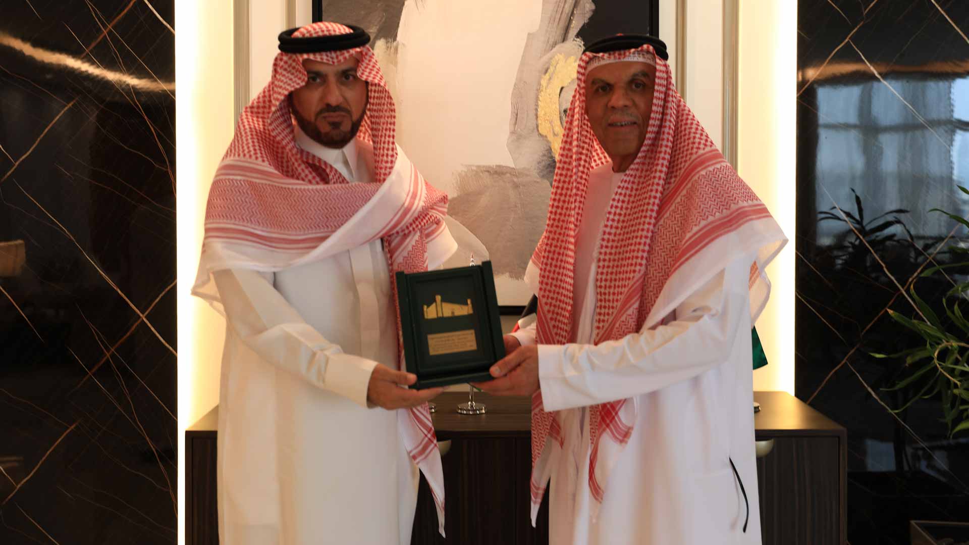 الهيئة العربية للمسرح تبحث مع مكتب التربية العربي تطوير العمل 