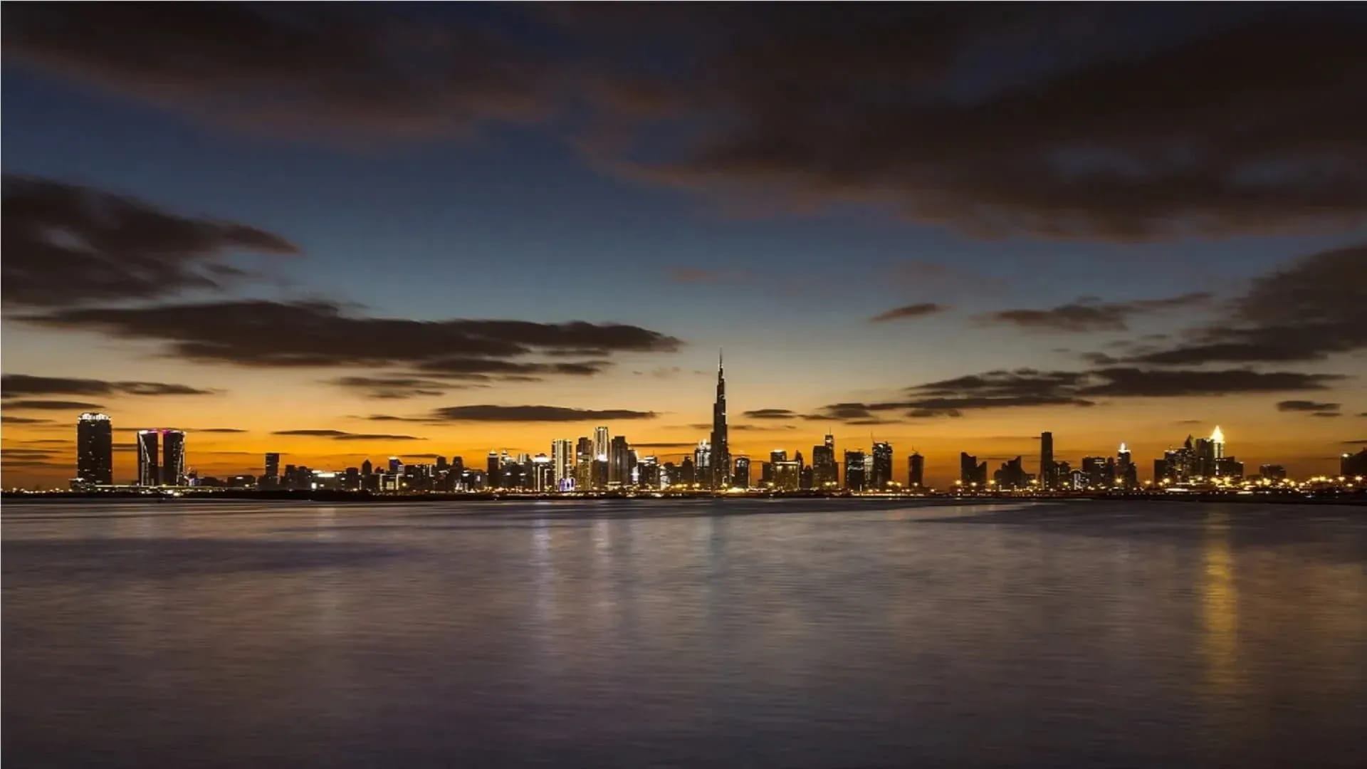 "الوطني للأرصاد" يحذر من تدني مدى الرؤية بسبب تشكل الضباب 