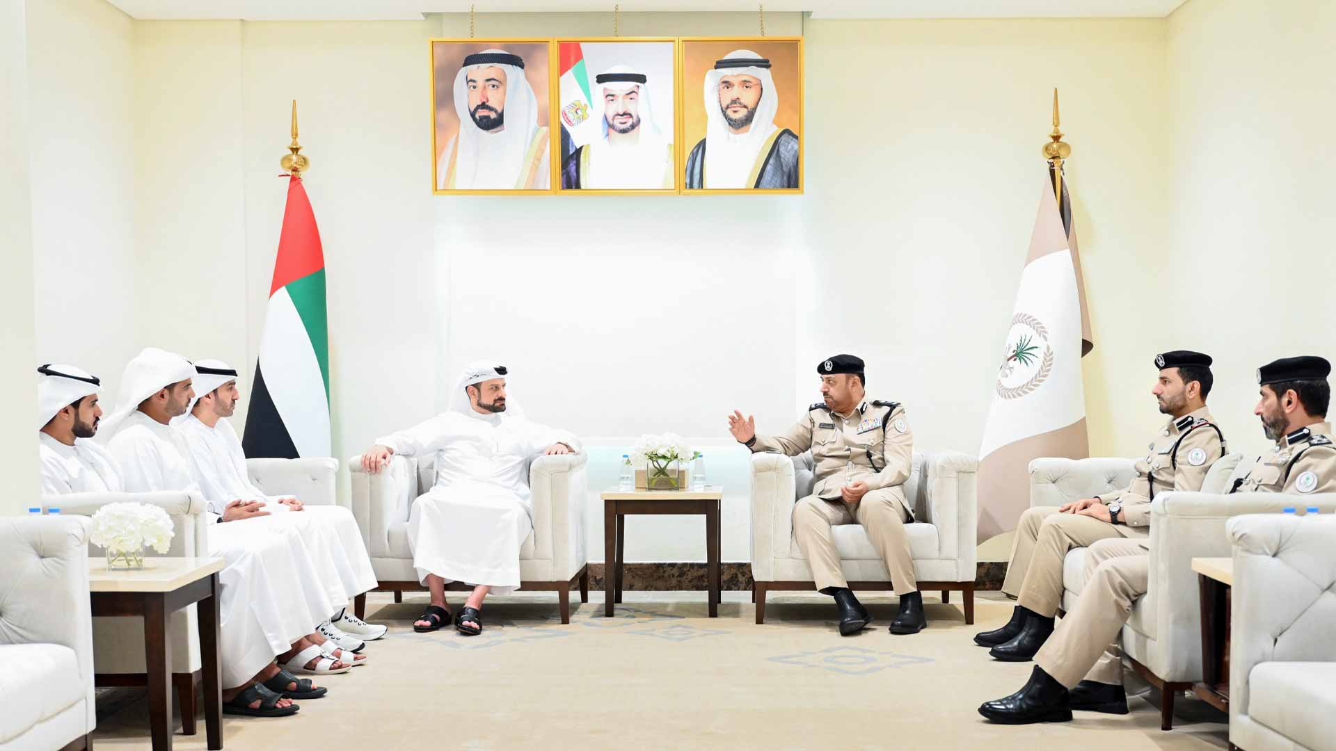 القائد العام لشرطة الشارقة يبحث التعاون مع رئيس المجلس الرياضي 