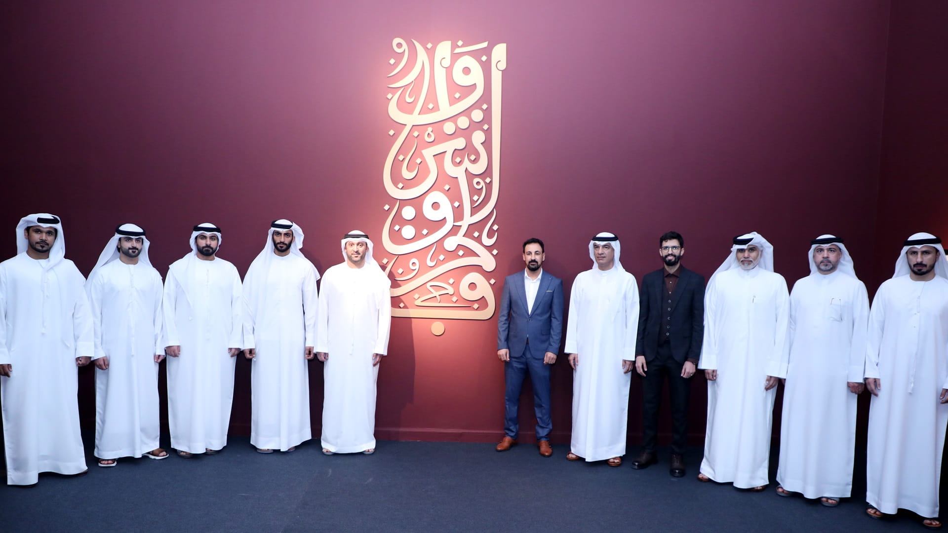 صورة بعنوان: قلب الشارقة تحتضن 8 معارض لـ 70 مبدعاً في الخط والزخرفة الإسلامية 