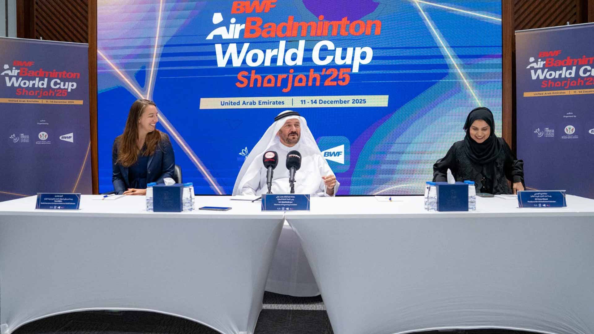 الشارقة تنظم أول بطولة عالمية للريشة الطائرة بالهواء الطلق 