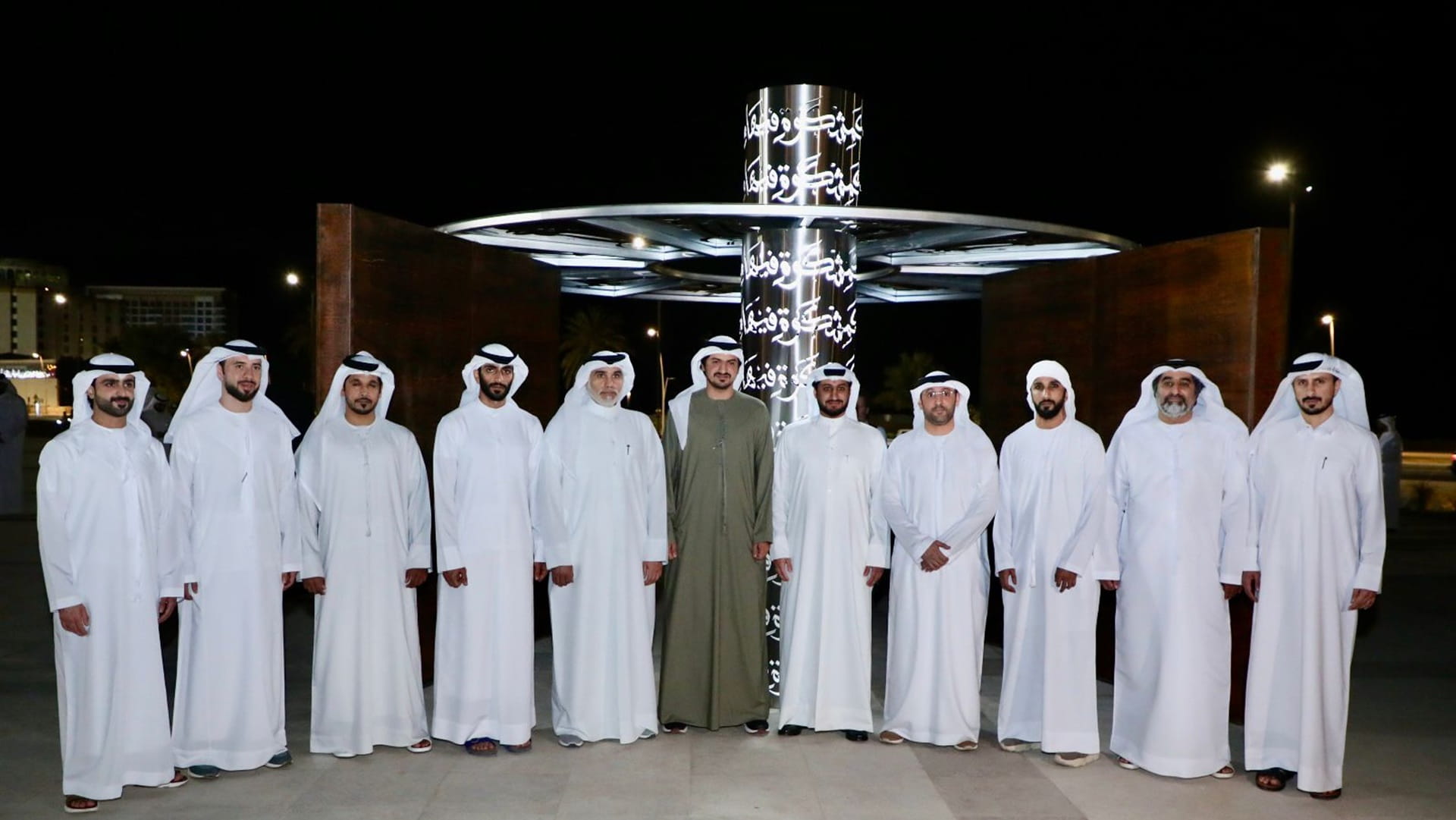 صورة بعنوان: محمد القصير يدشن معرضي "نور على نور" و"مشكاة" في خورفكان  