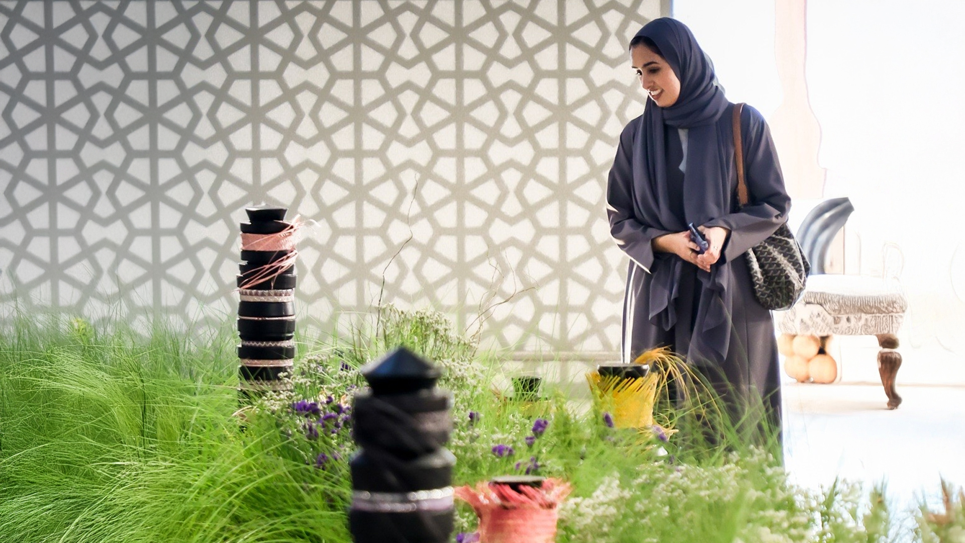 صورة بعنوان: "إرثي" يستعرض جماليات الحرف الإماراتية أمام قادة التصميم في أبوظبي 