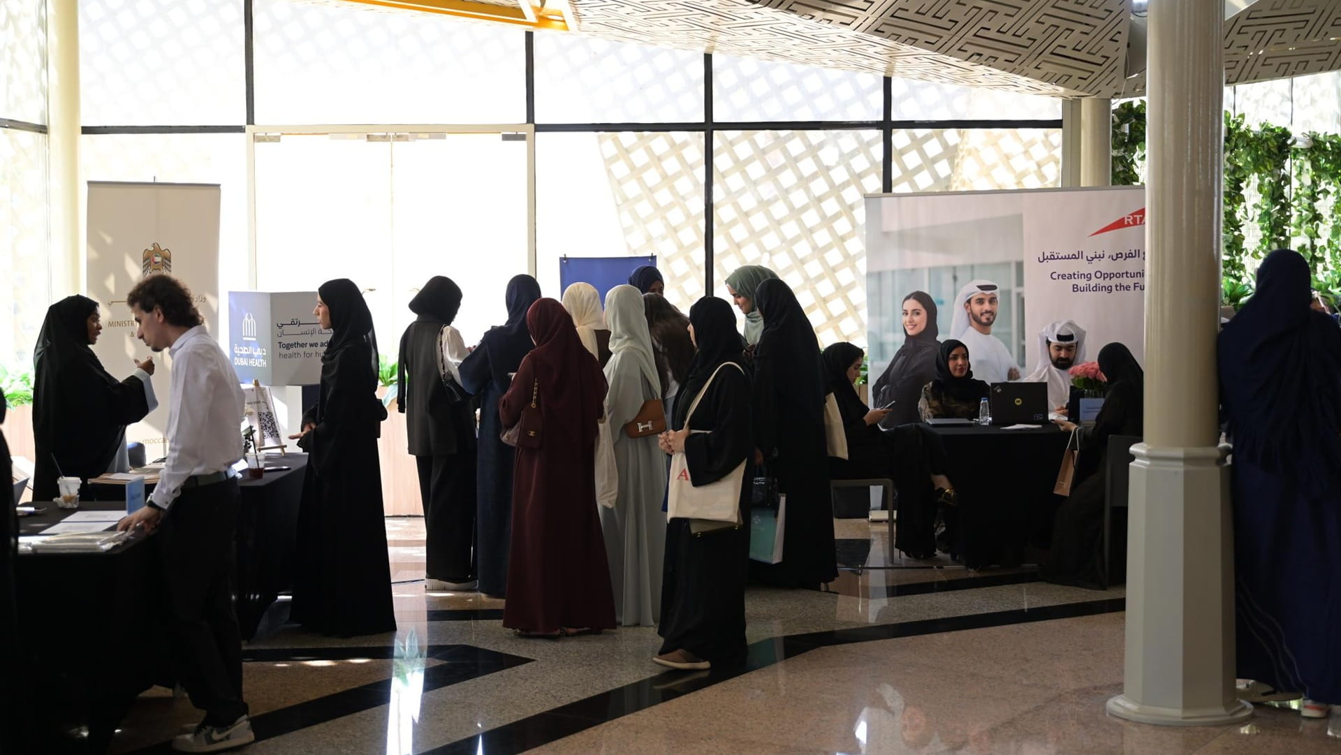 صورة بعنوان: جامعة الشارقة تنظّم ملتقى اليوم المفتوح السنوي لتوظيف الخريجين  