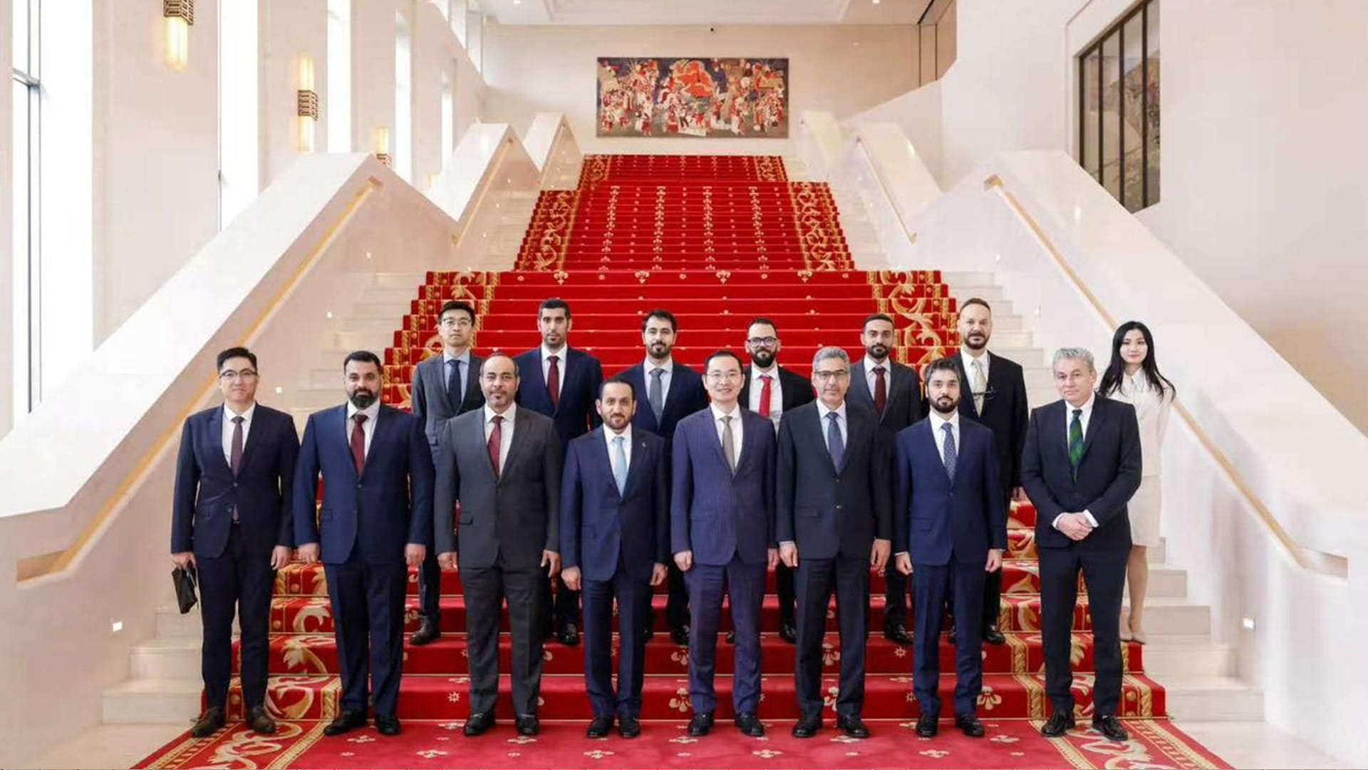 Sharjah Police visits Huawei Headquarters in Shenzhen 