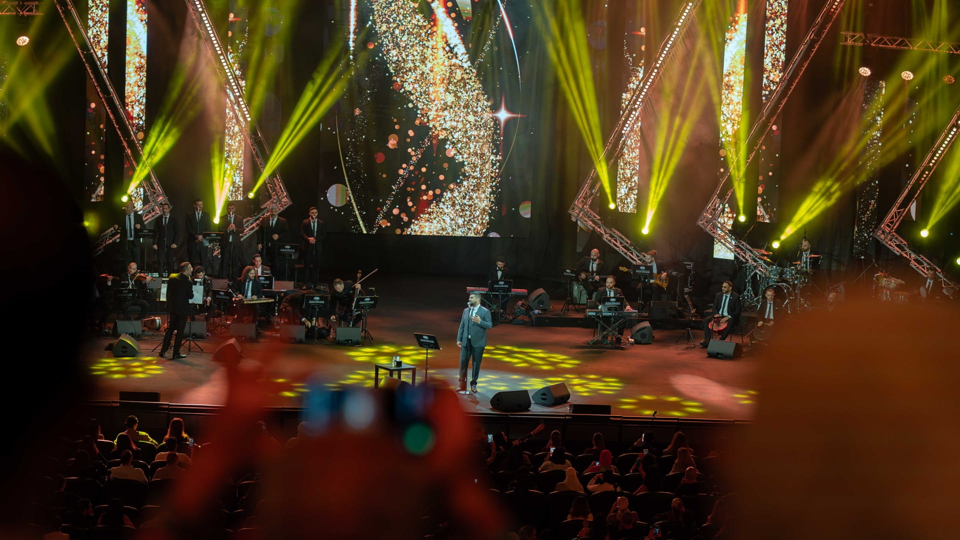 "هلا بالمجاز" يفتتح موسمه بأمسية طربية جمعت مروان خوري وآدم 