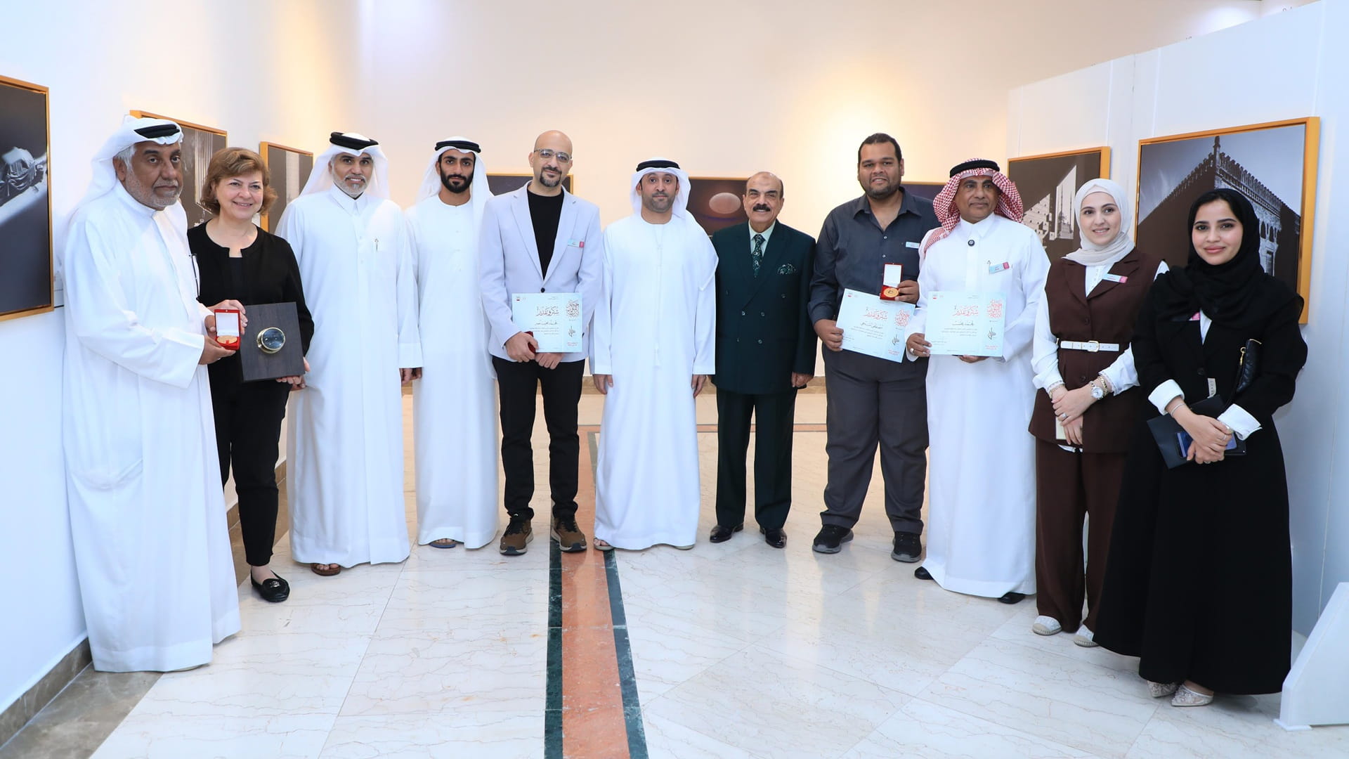 "ثقافية الشارقة" تنظم معرض يروي حكاية الضوء في الفنون الإسلامية 