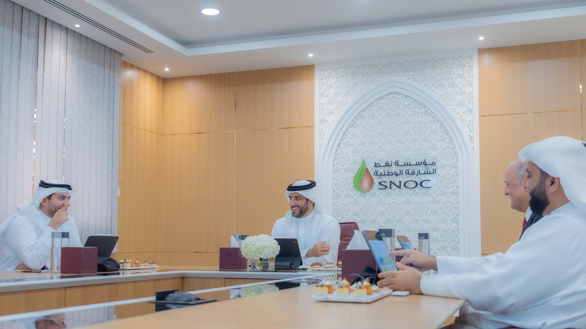 Sultan bin Ahmed at the SNOC meeting