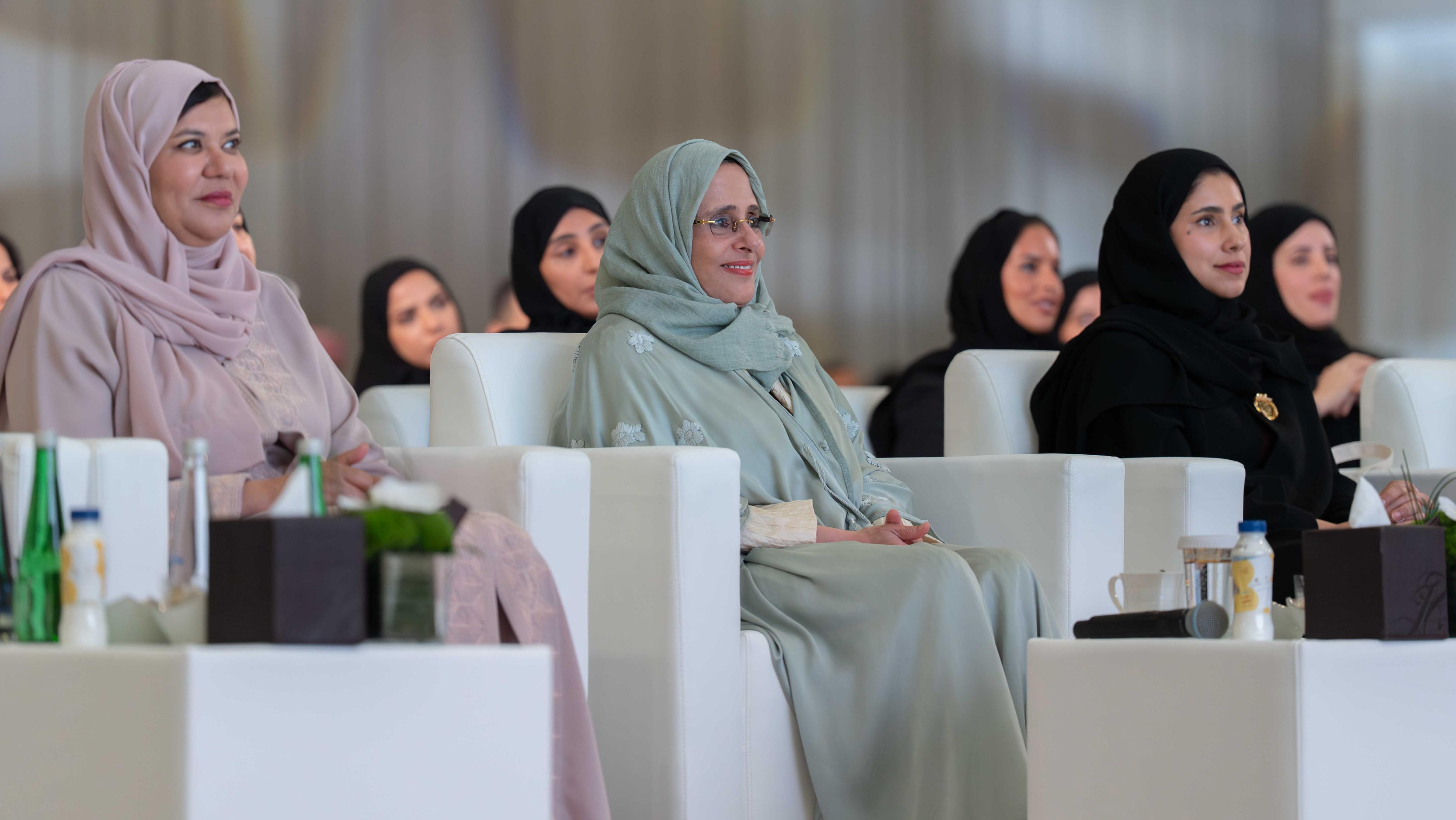 جواهر القاسمي تشهد منتدى سلامة الطفل وتؤكد: أبناؤكم أمانة بأعناقكم