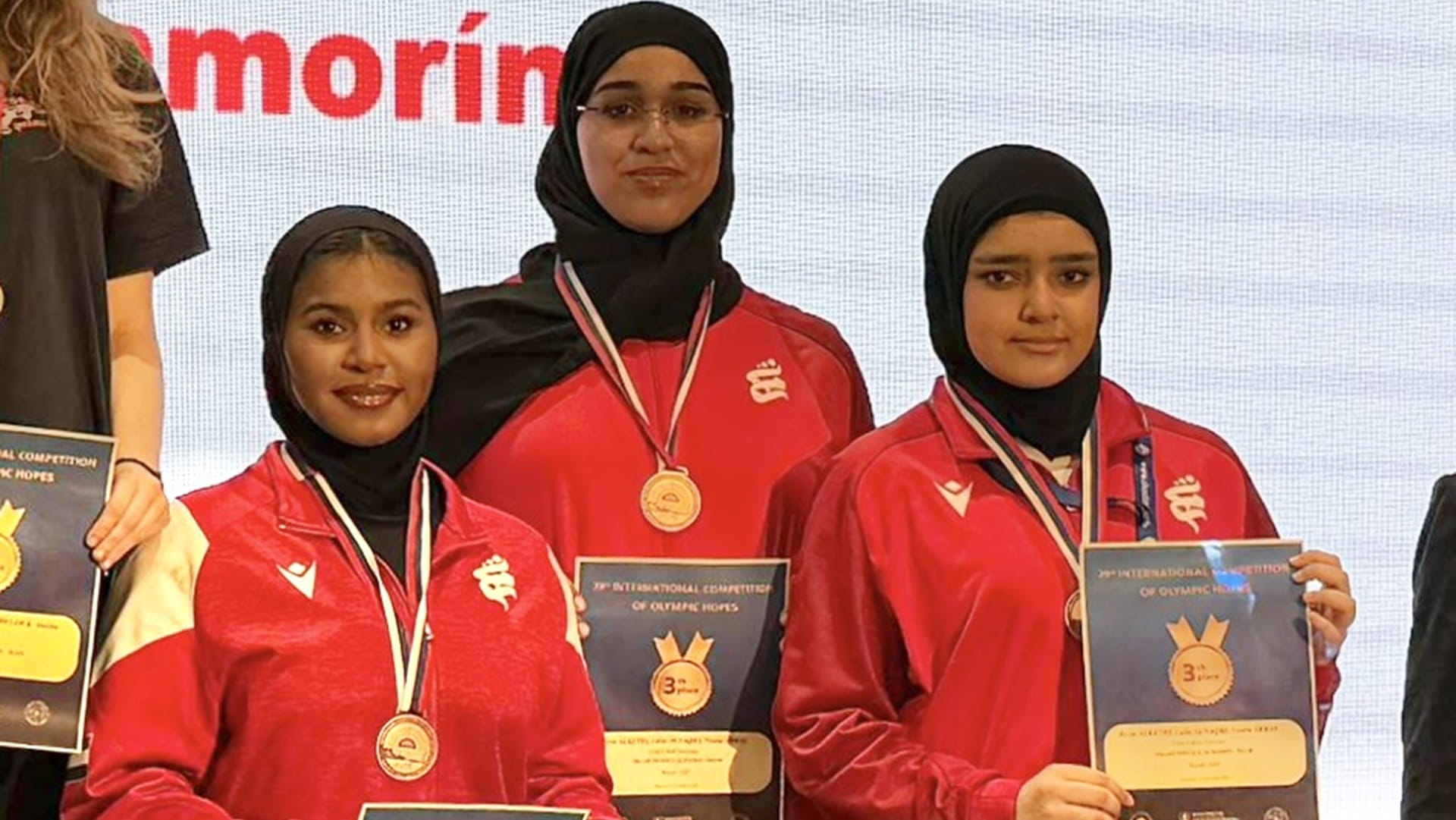 صورة بعنوان: لاعبات الشارقة يحصدن ميداليتين في بطولة الآمال الأولمبية للرماية 
