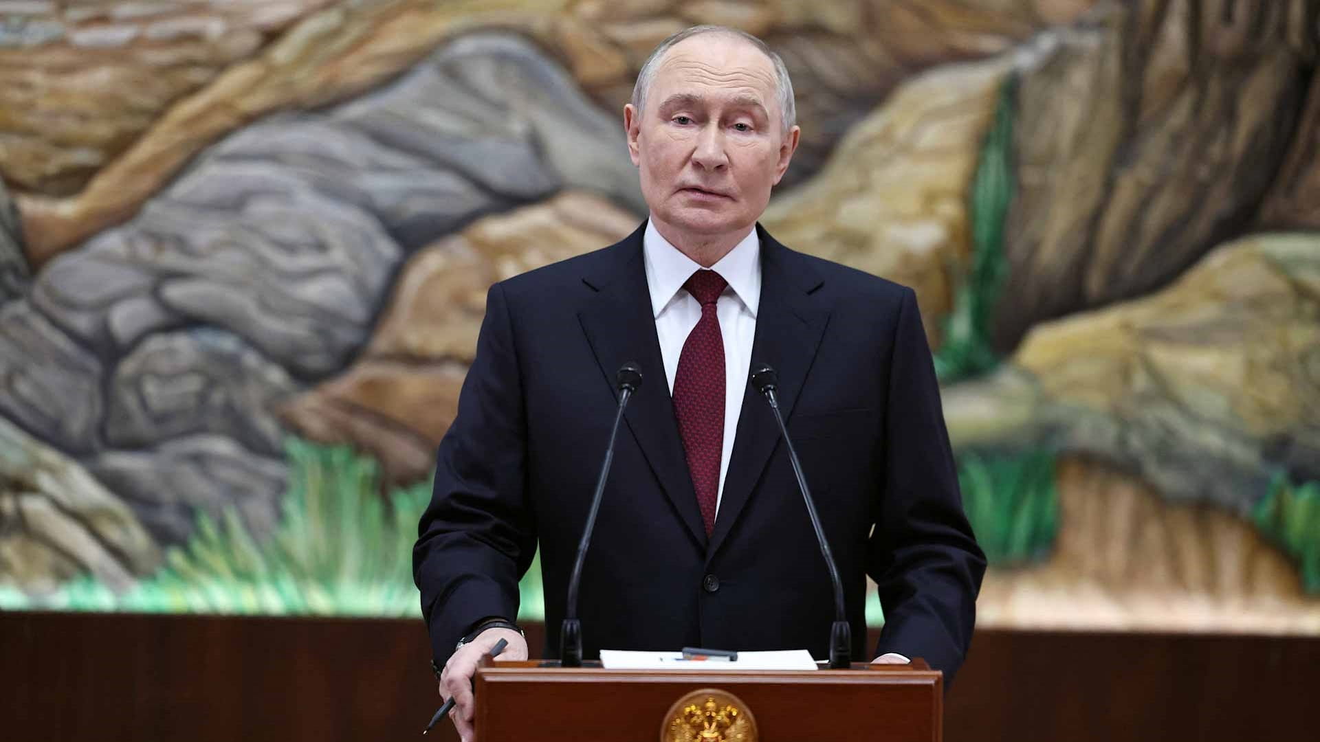 بوتين: "مسودة خطة السلام" قد تشكل أساساً للاتفاق