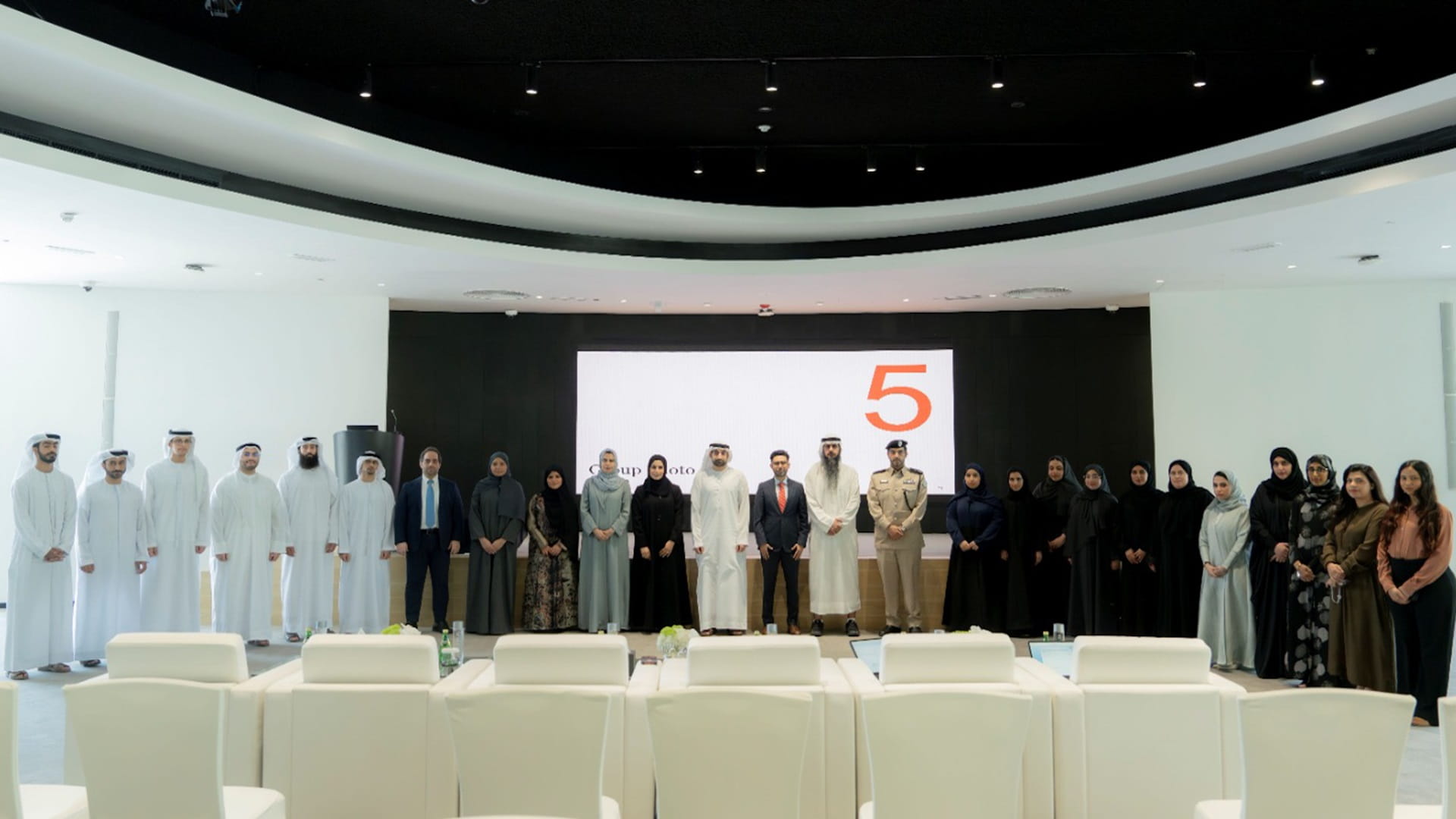 SDD honours 15 graduates of the “Data and AI Mastery Programme”