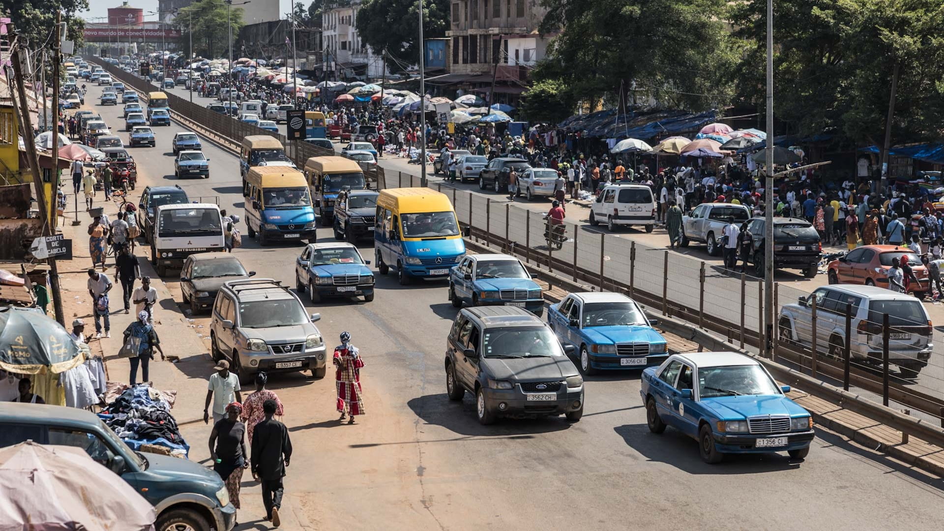 Guinea-Bissau capital slowly returns to normal after coup 