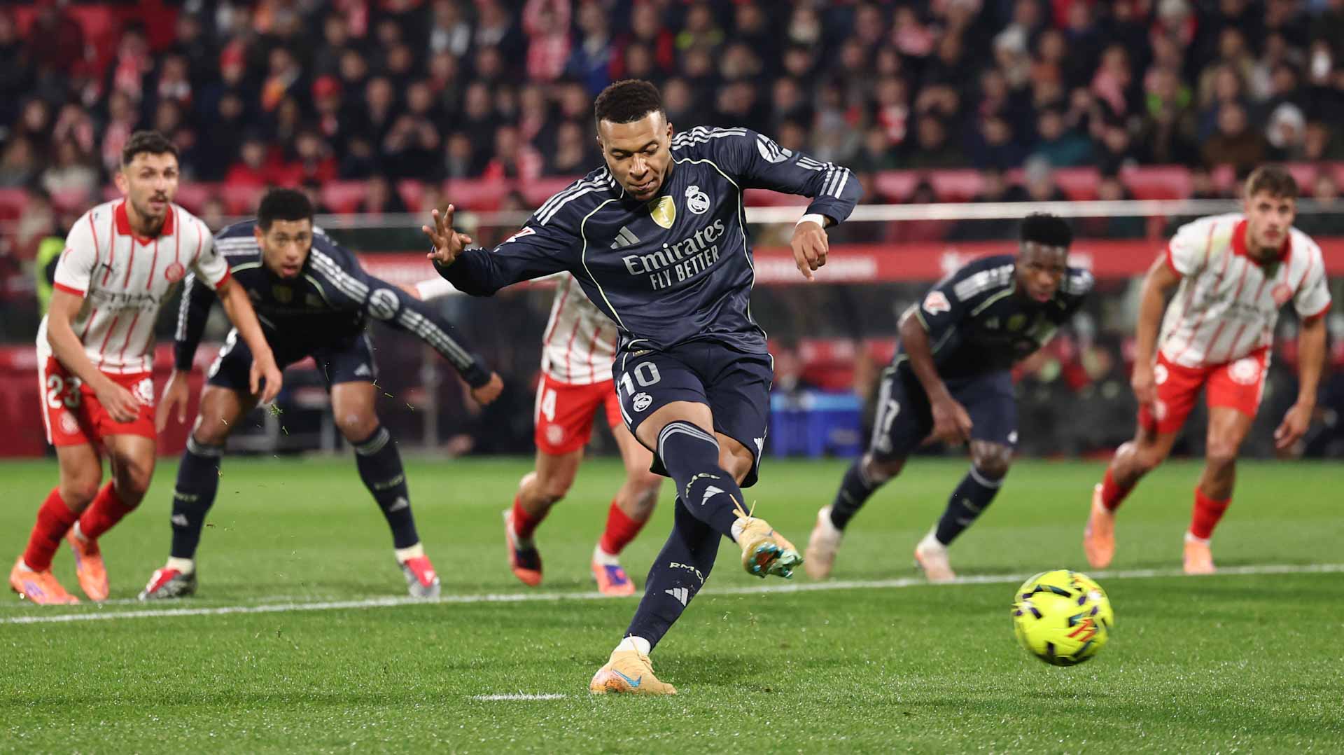 ريال مدريد يواصل نزيف النقاط في الدوري الإسباني 