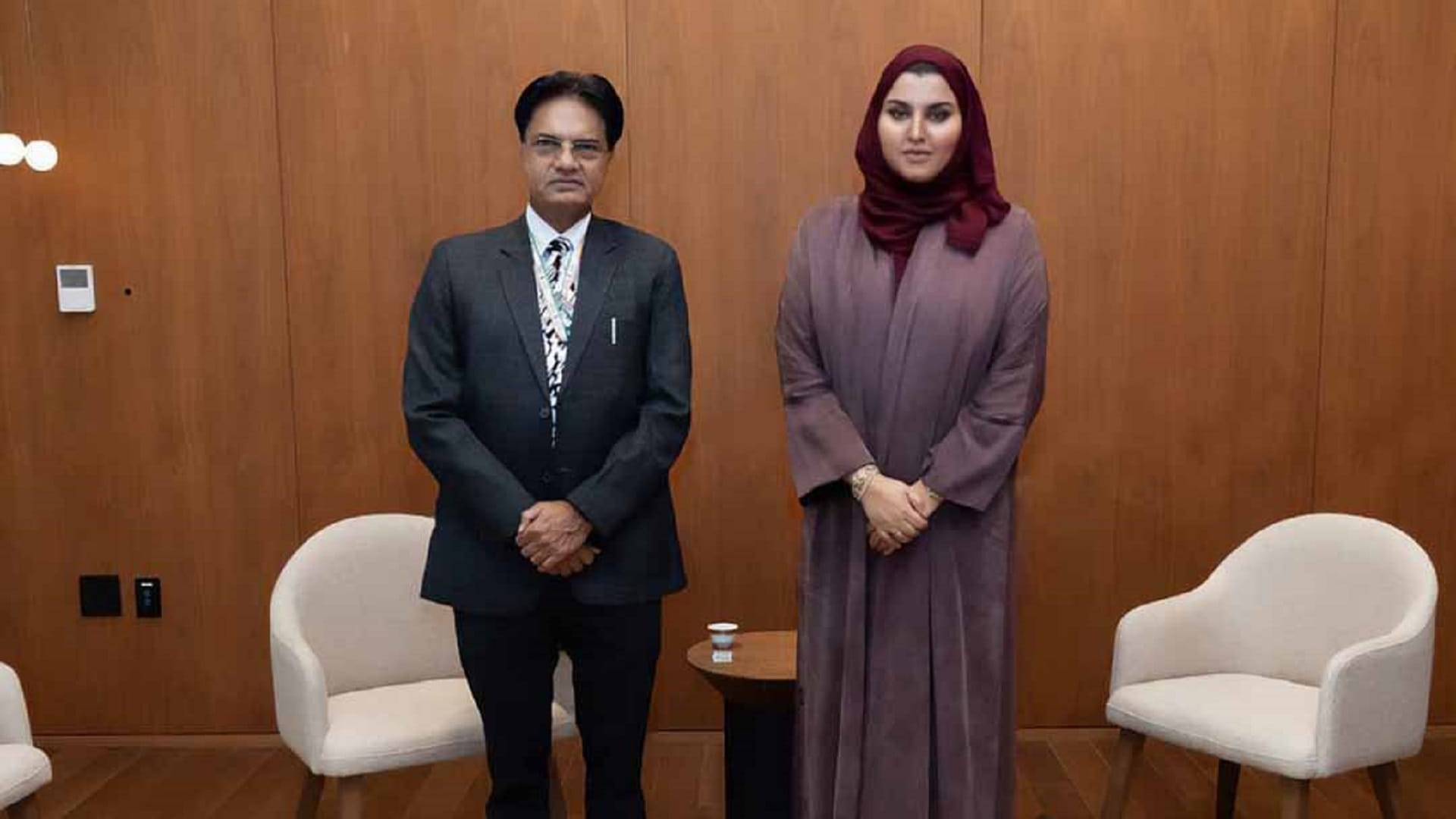 الإمارات والهند تبحثان تطوير نماذج الخدمات المتكاملة للطفولة 