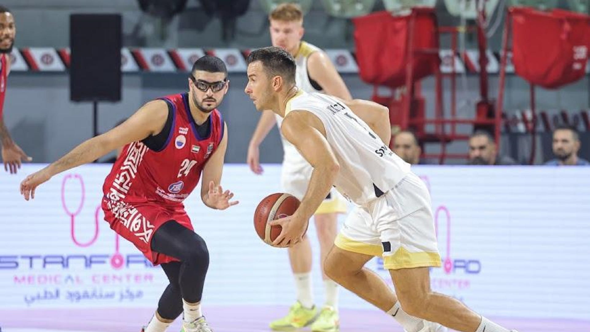 فريق الشارقة يتأهل إلى نهائي بطولة أبوظبي الدولية لكرة السلة 