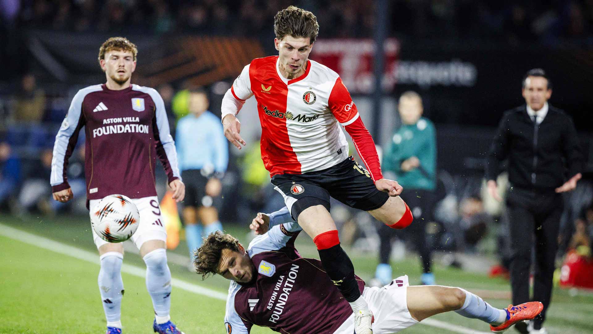 أستون فيلا يواصل صحوته وفرحة فرنسية ناقصة في الدوري الأوروبي 