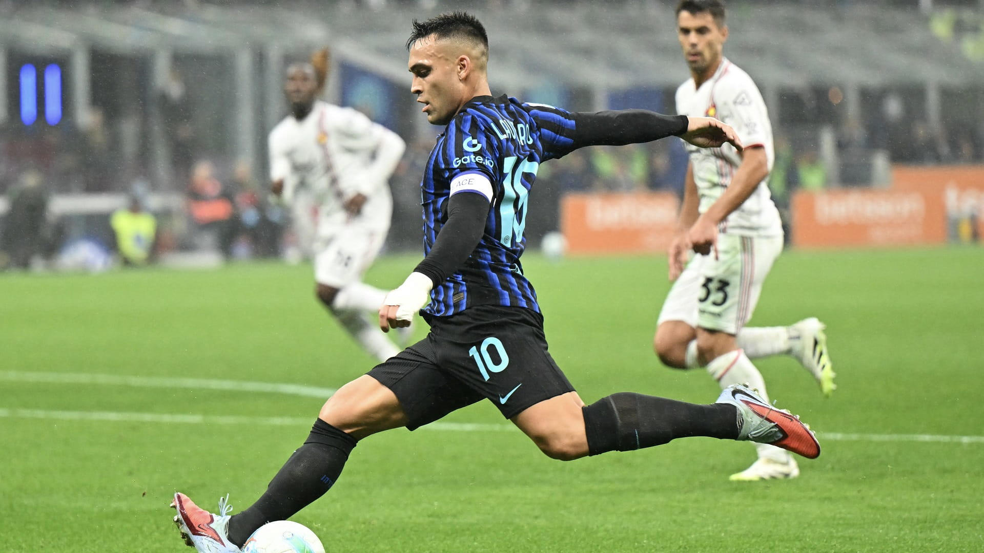 Inter’s four-goal flourish sinks Cremonese at rainy San Siro