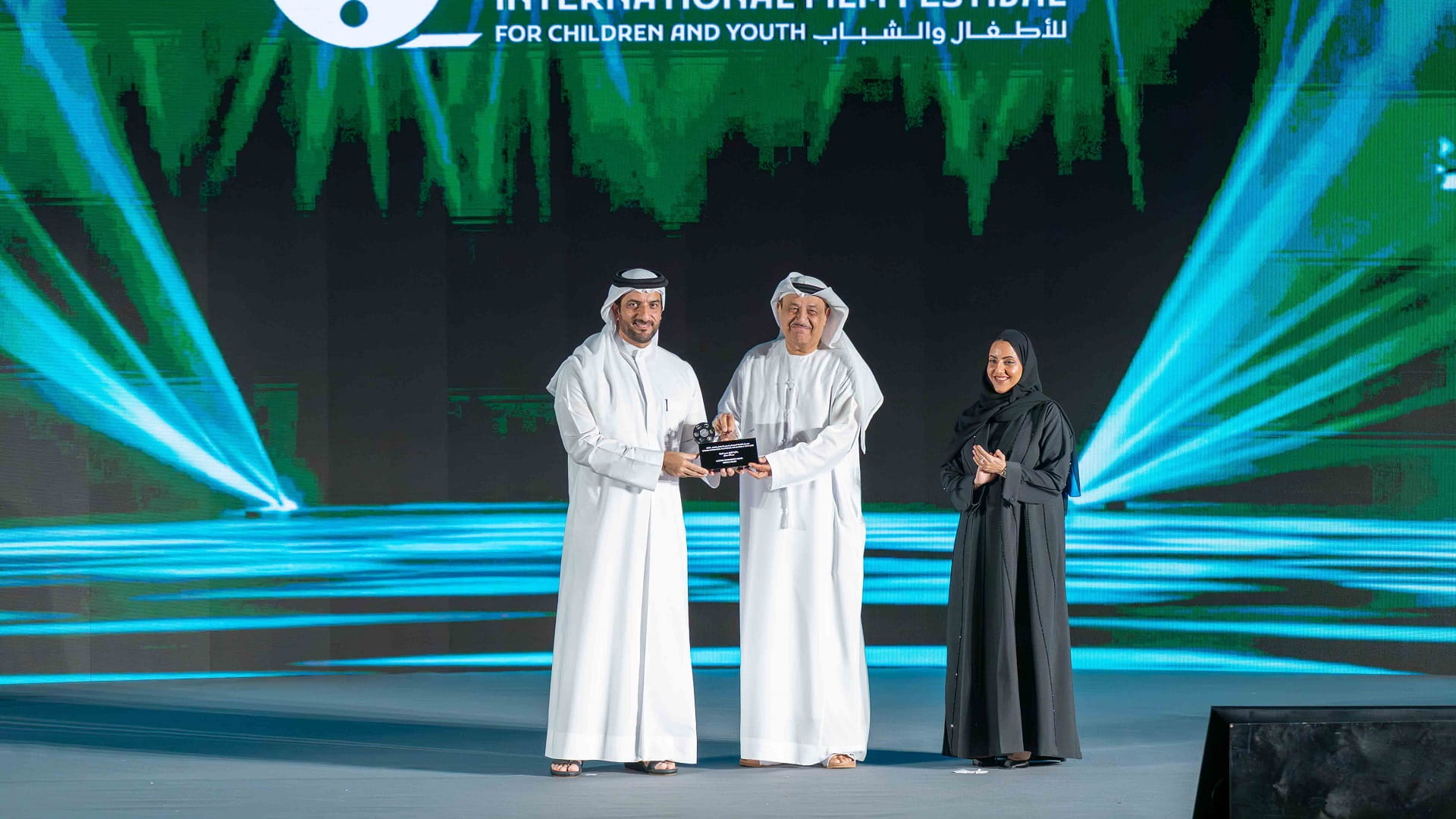 سلطان بن أحمد يطلق مهرجان الشارقة السينمائي الدولي للأطفال والشباب