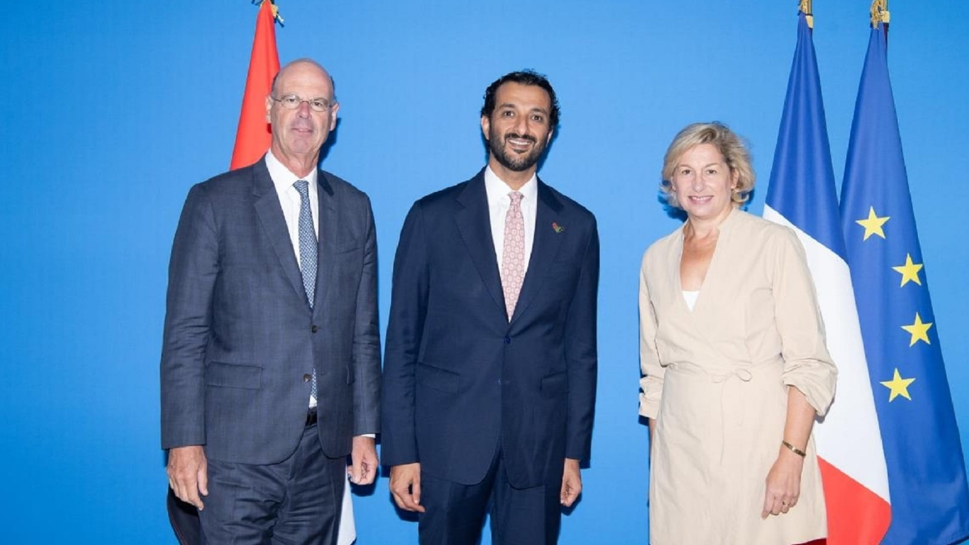 الإمارات تبحث وفرنسا تعزيز الشراكة الاقتصادية والاستثمار السياحي 