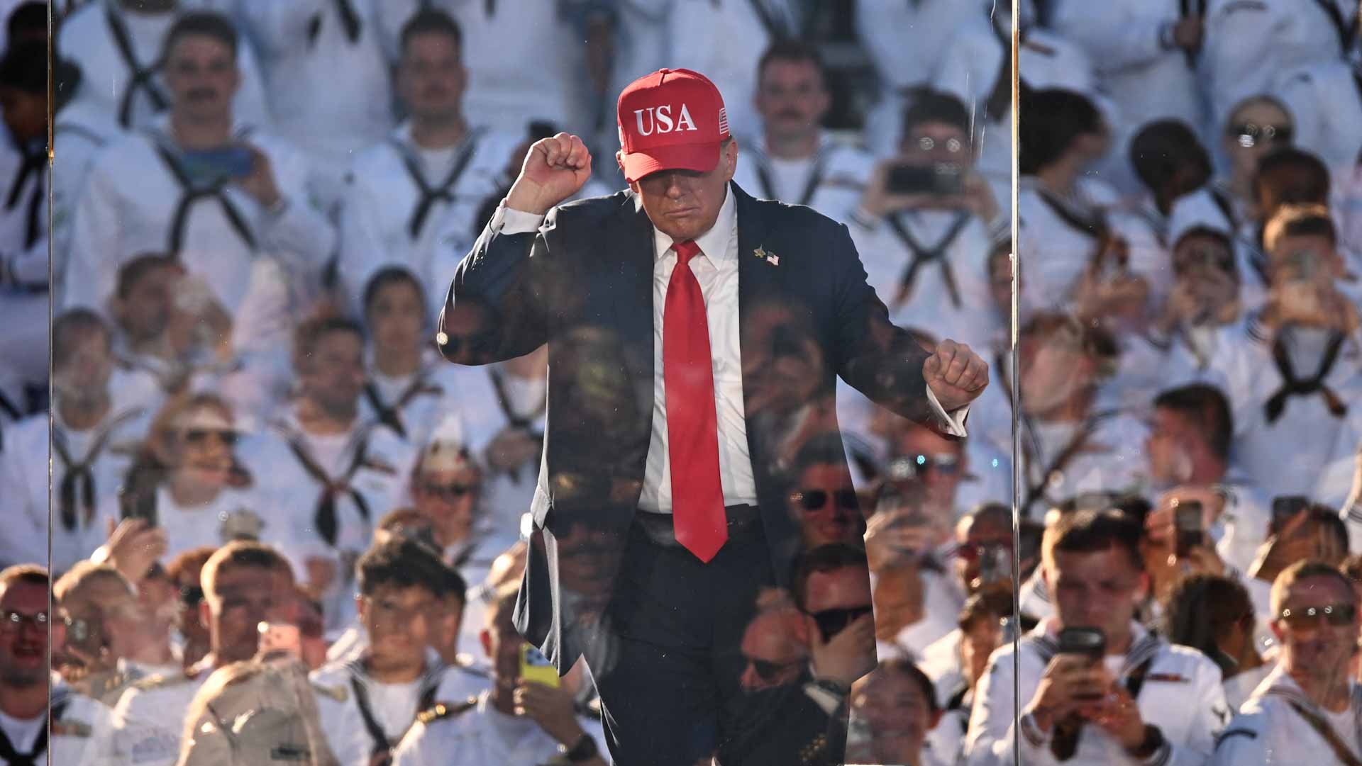 البيت الأبيض سيحتضن نزال "يو أف سي" بمناسبة "يوم ميلاد ترامب" 