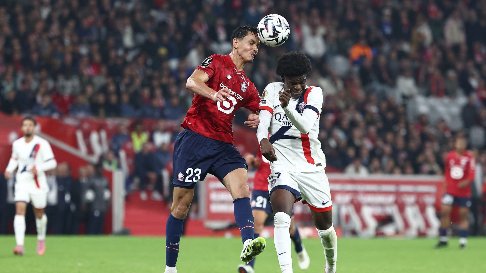 باريس سان جيرمان يتعادل أمام ليل في الدوري الفرنسي 